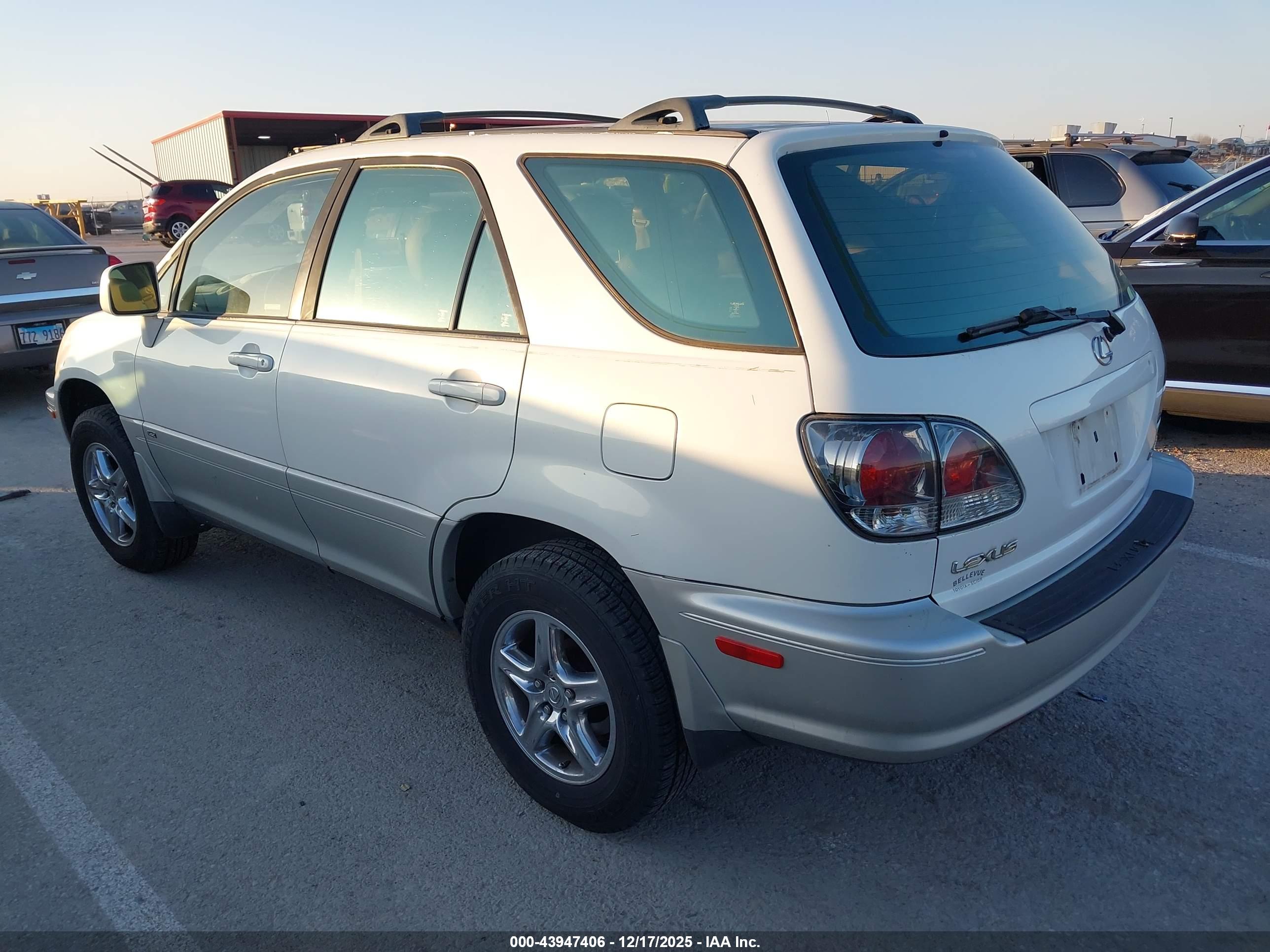 LEXUS RX image 3