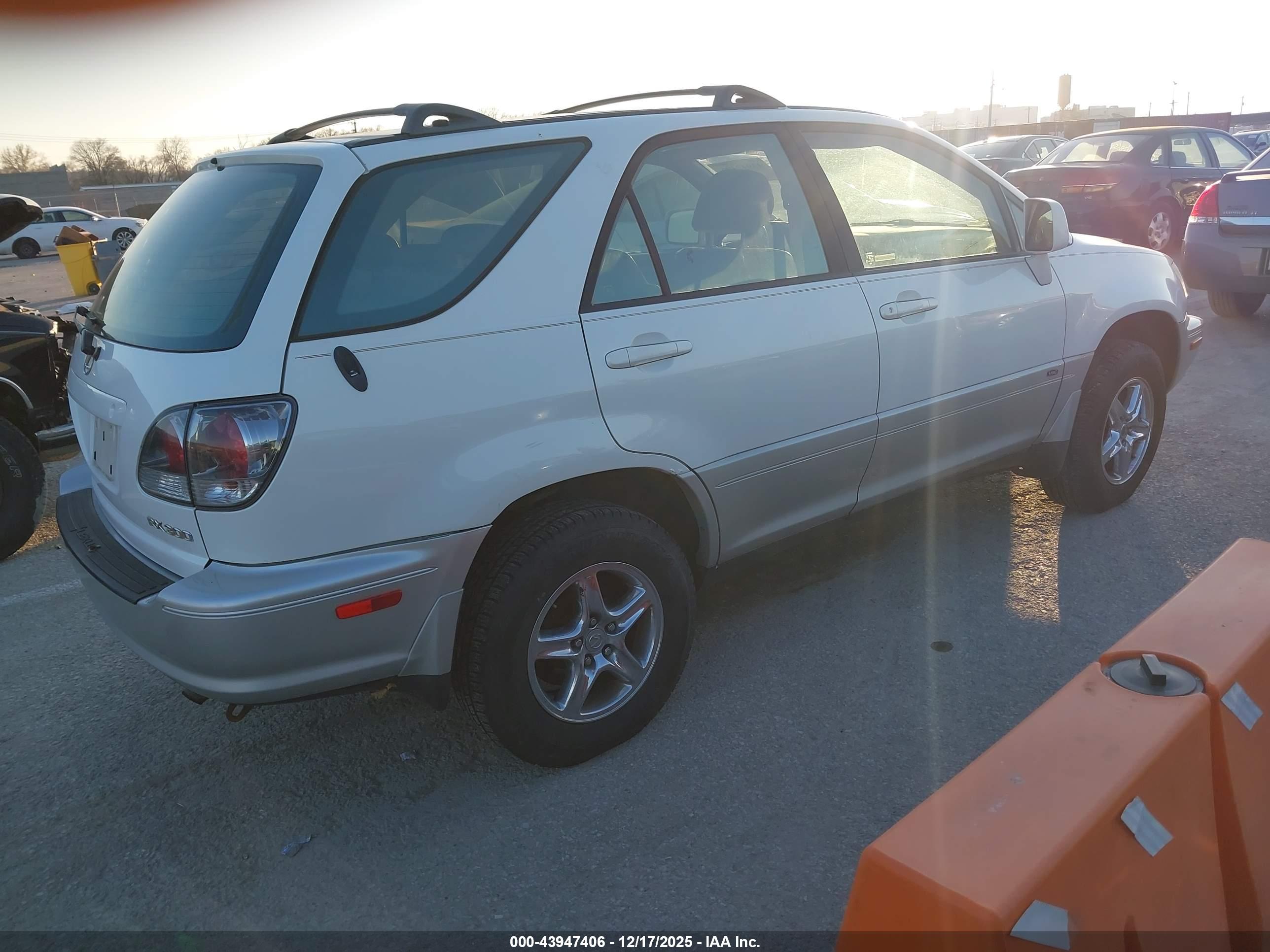 LEXUS RX image 4