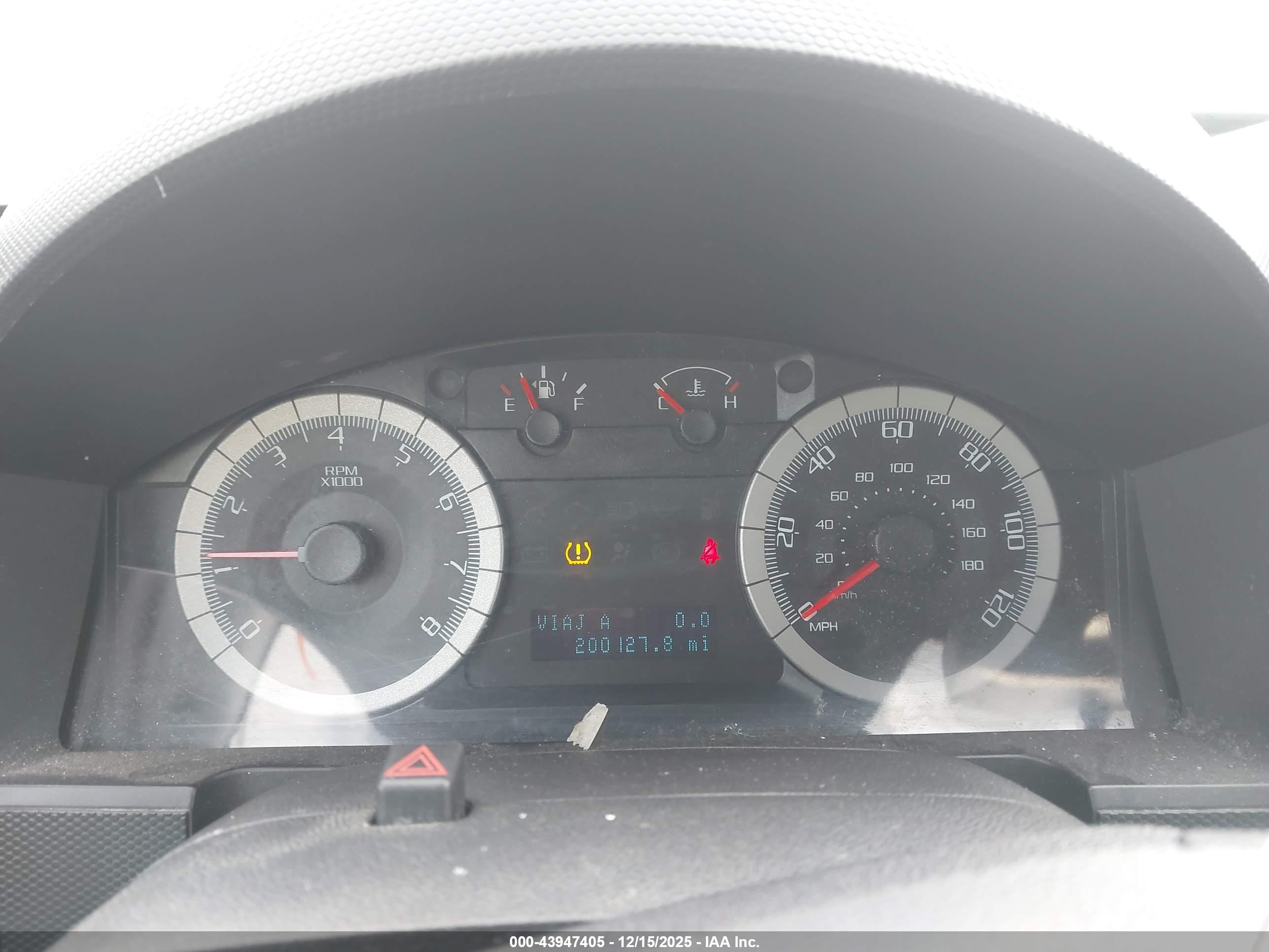 FORD ESCAPE image 7