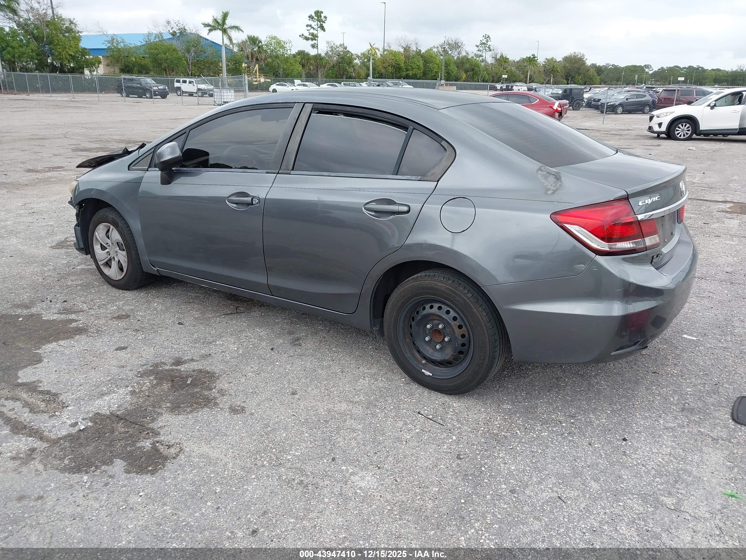 HONDA CIVIC image 3