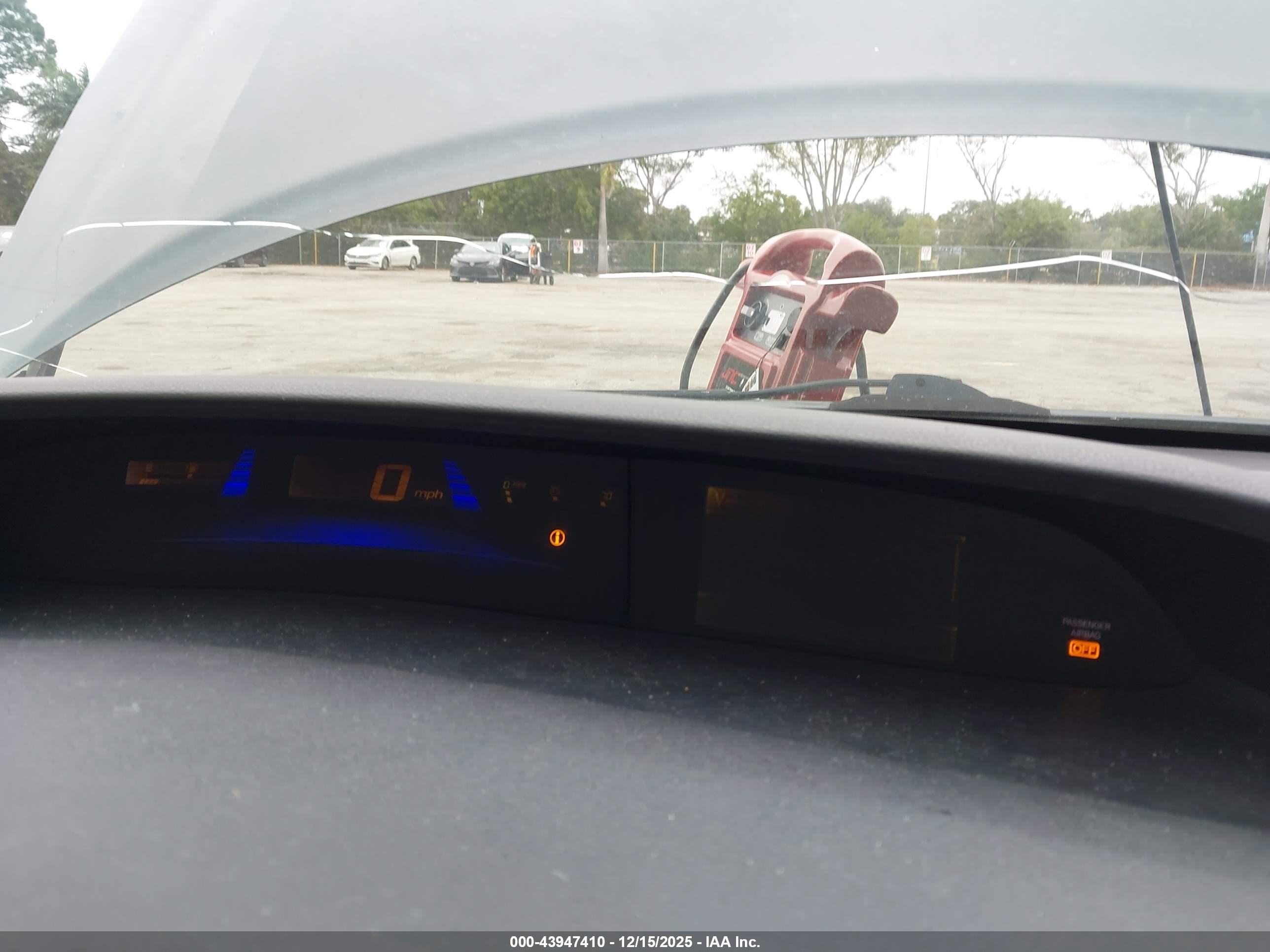 HONDA CIVIC image 7