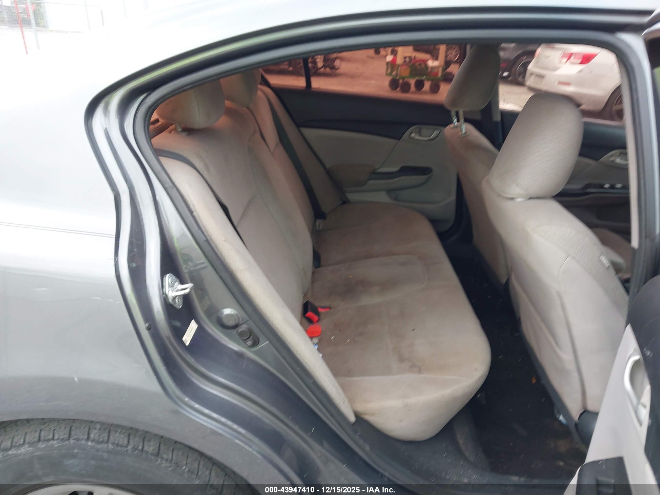 HONDA CIVIC image 8