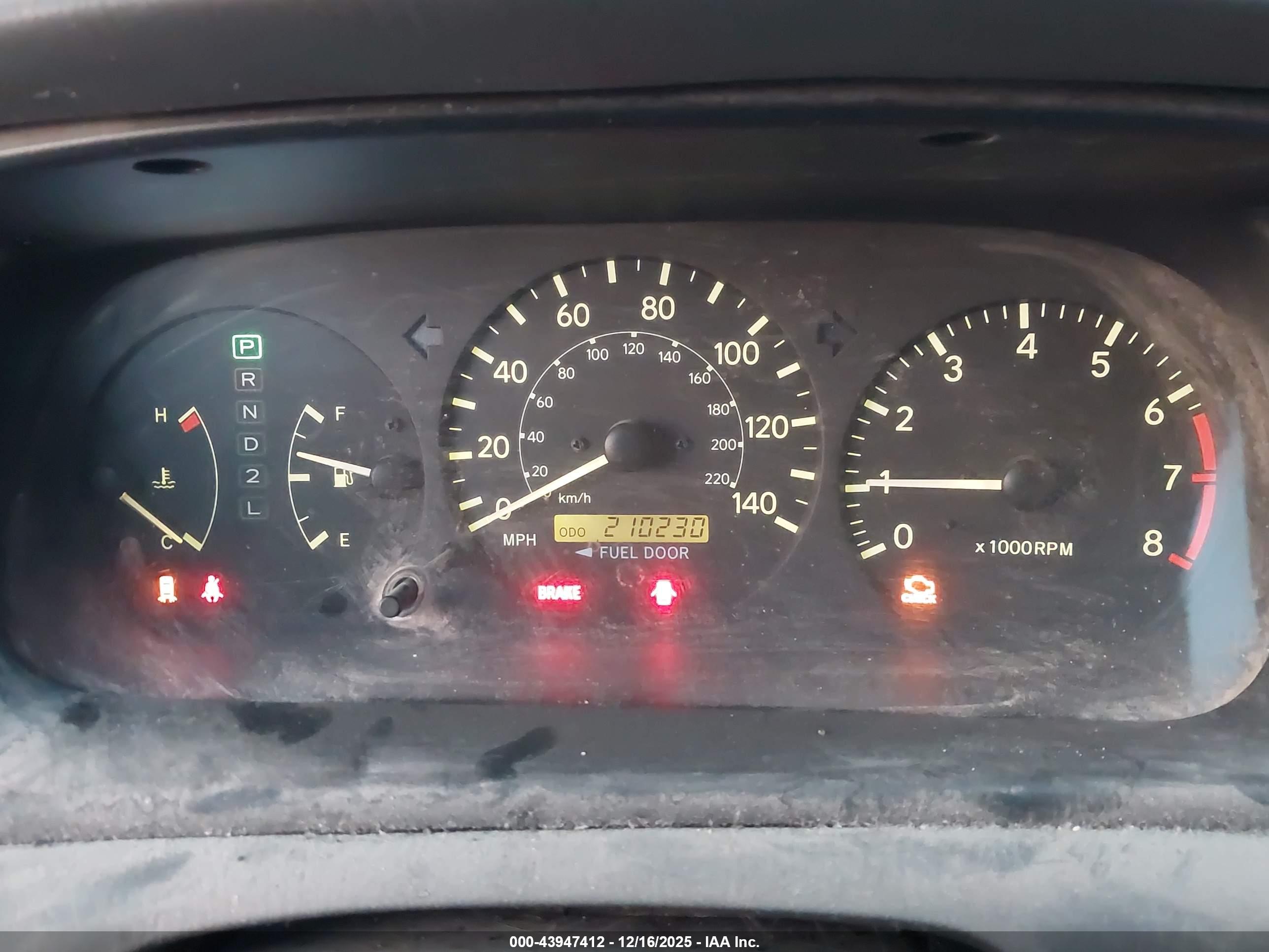 TOYOTA CAMRY image 7