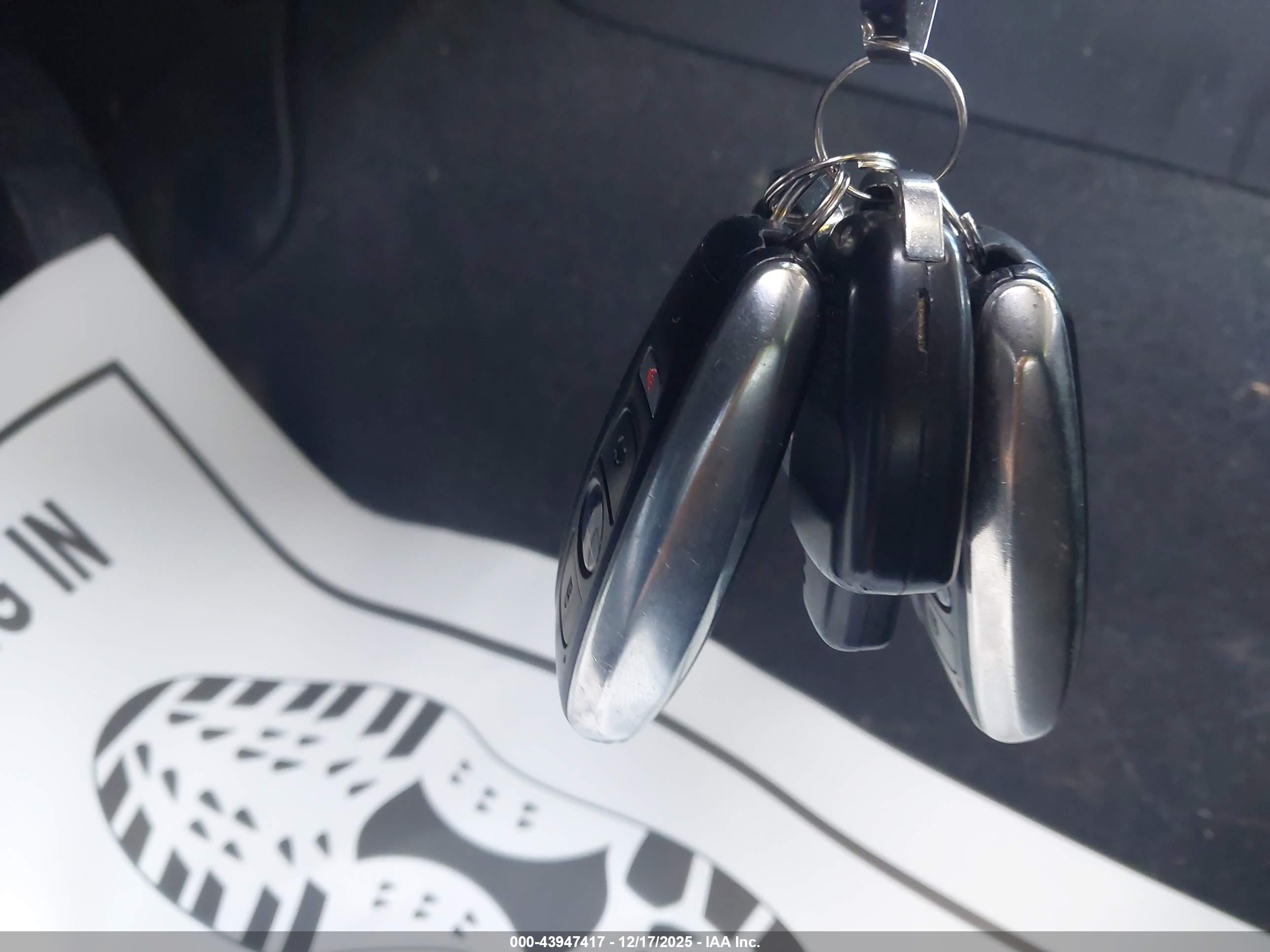 SUBARU LEGACY image 11