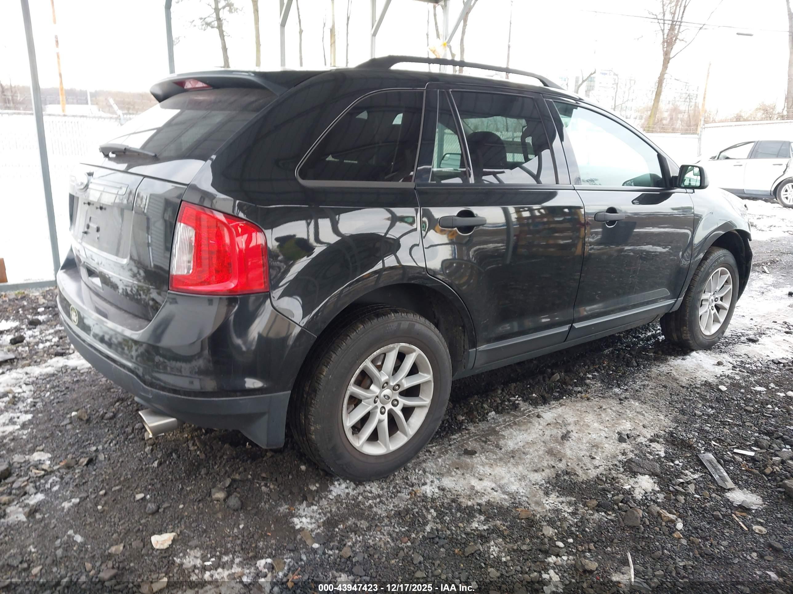 FORD EDGE image 4