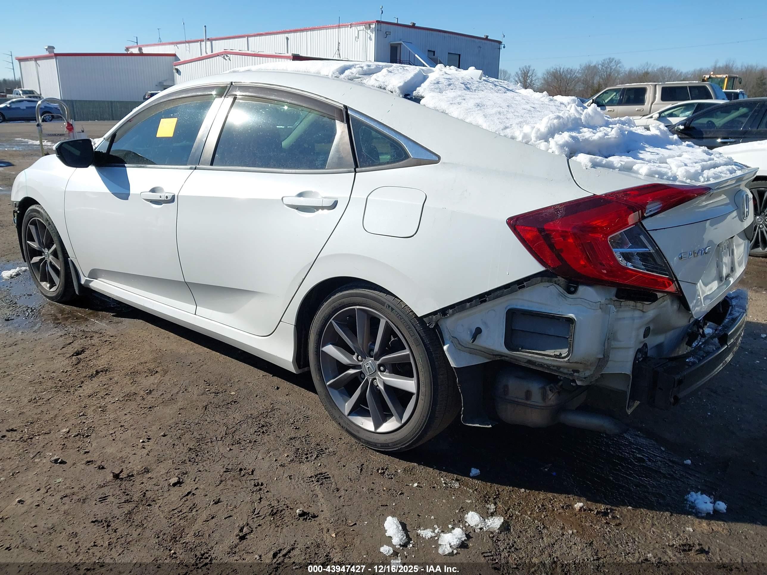 HONDA CIVIC image 3