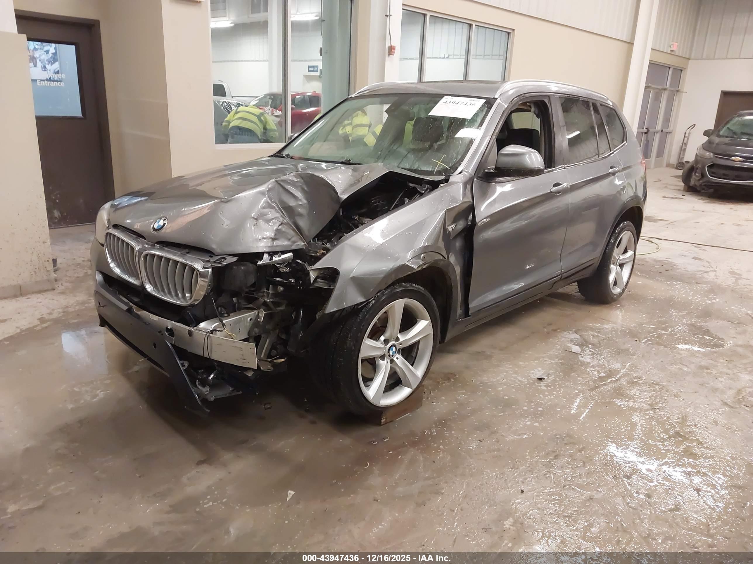 BMW X3 image 2