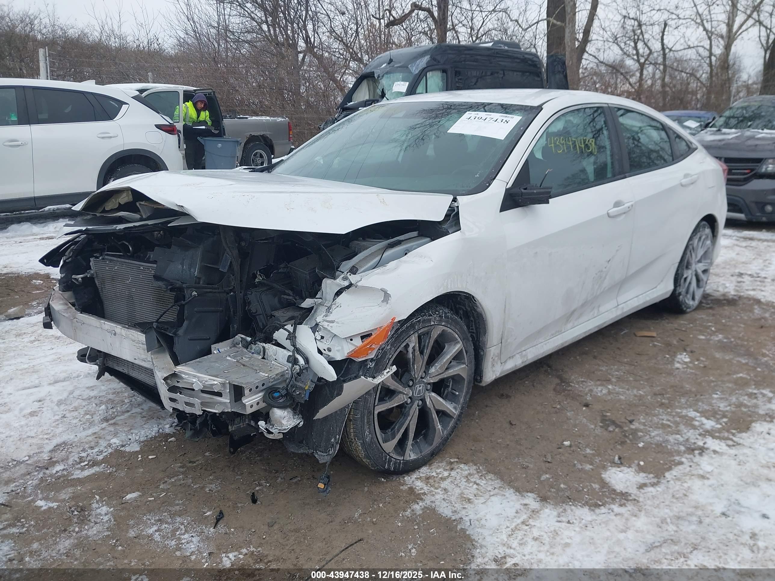 HONDA CIVIC image 6