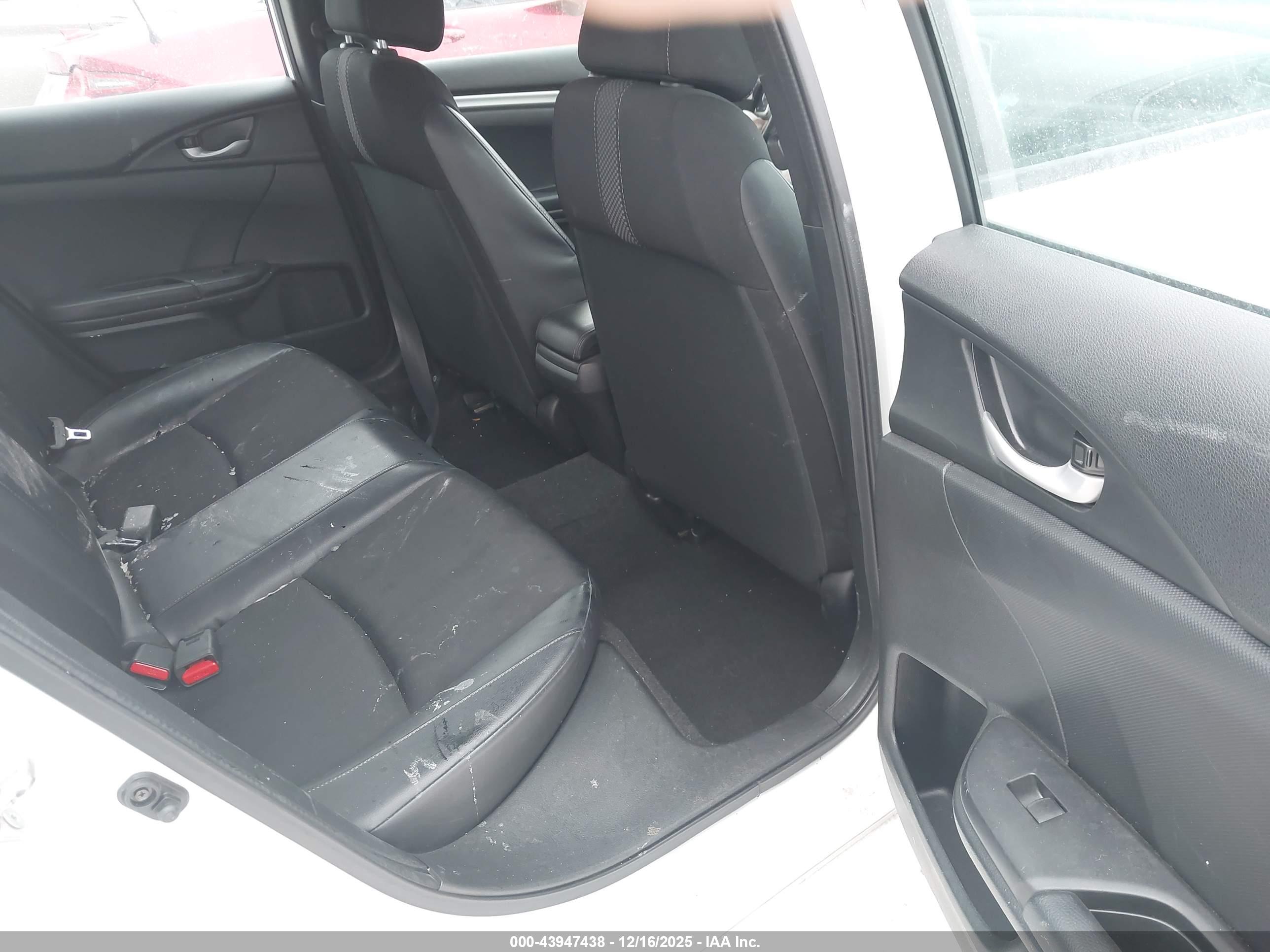 HONDA CIVIC image 8