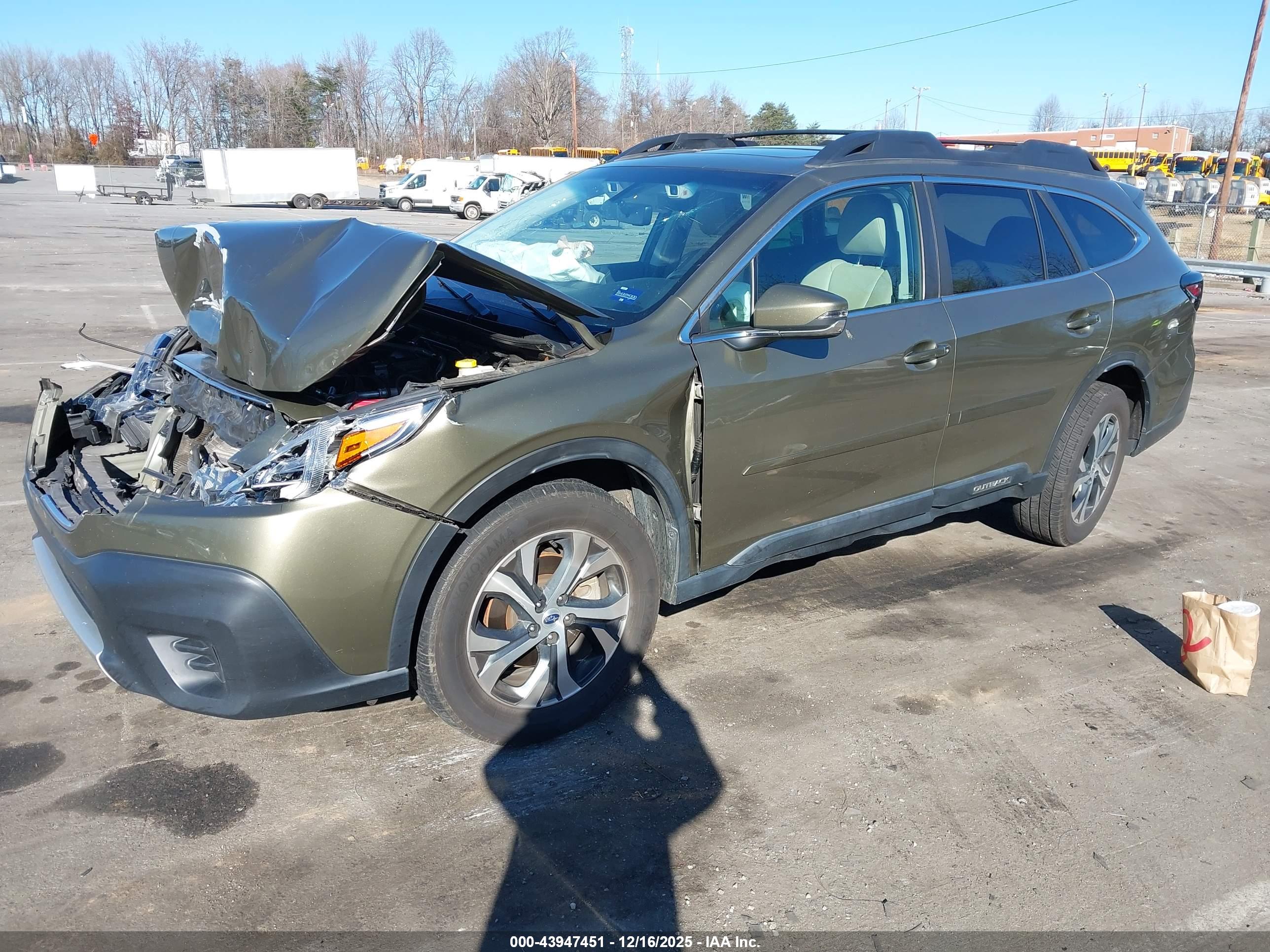 SUBARU OUTBACK image 2