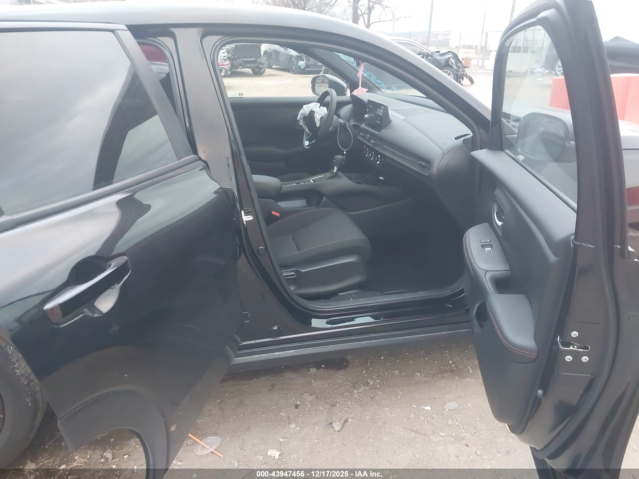 HONDA HR-V image 5