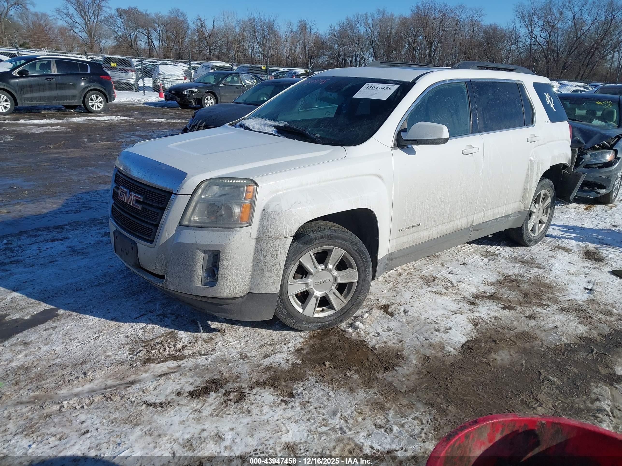 GMC TERRAIN image 2