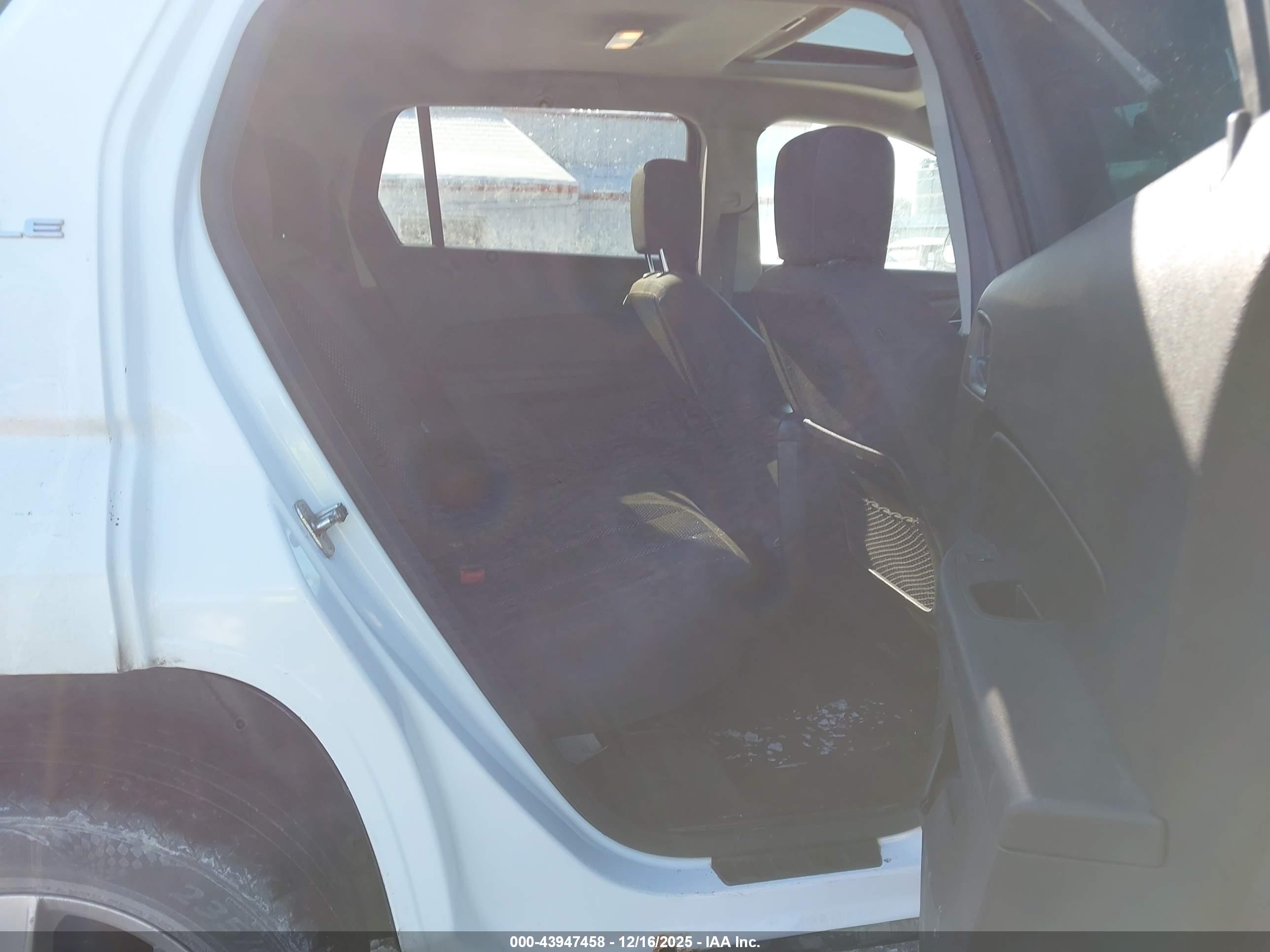 GMC TERRAIN image 8