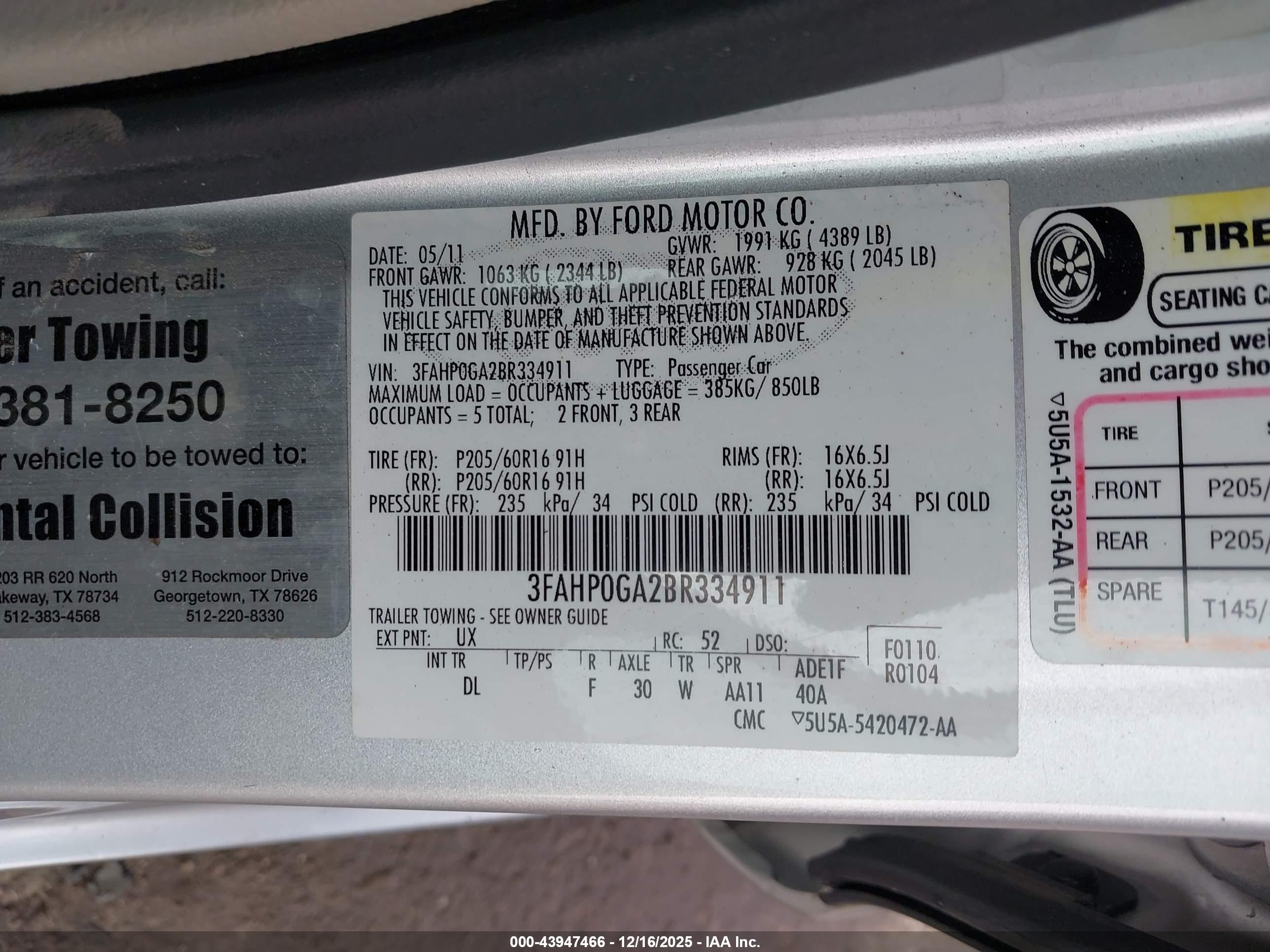 FORD FUSION image 9