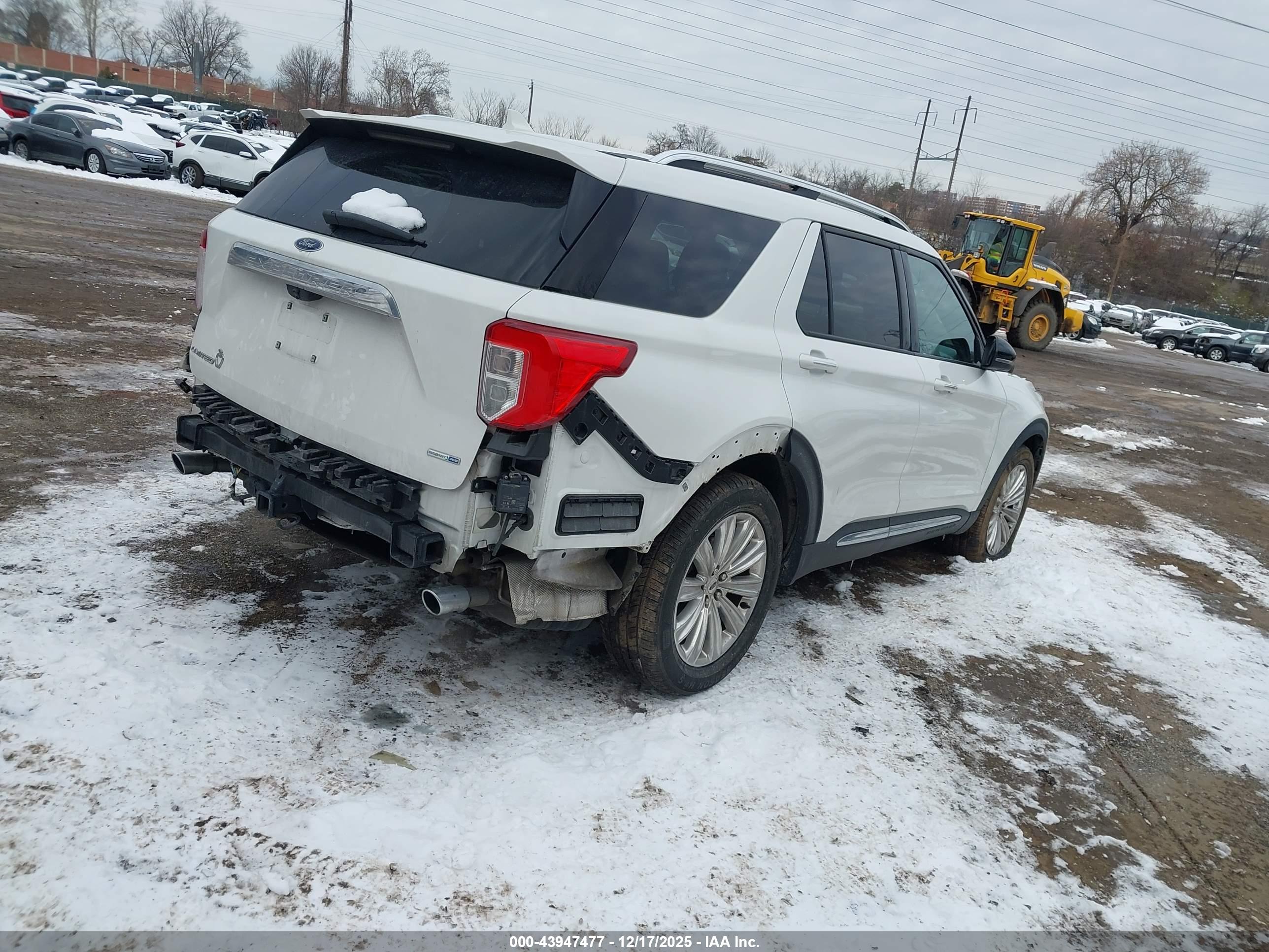 FORD EXPLORER image 4