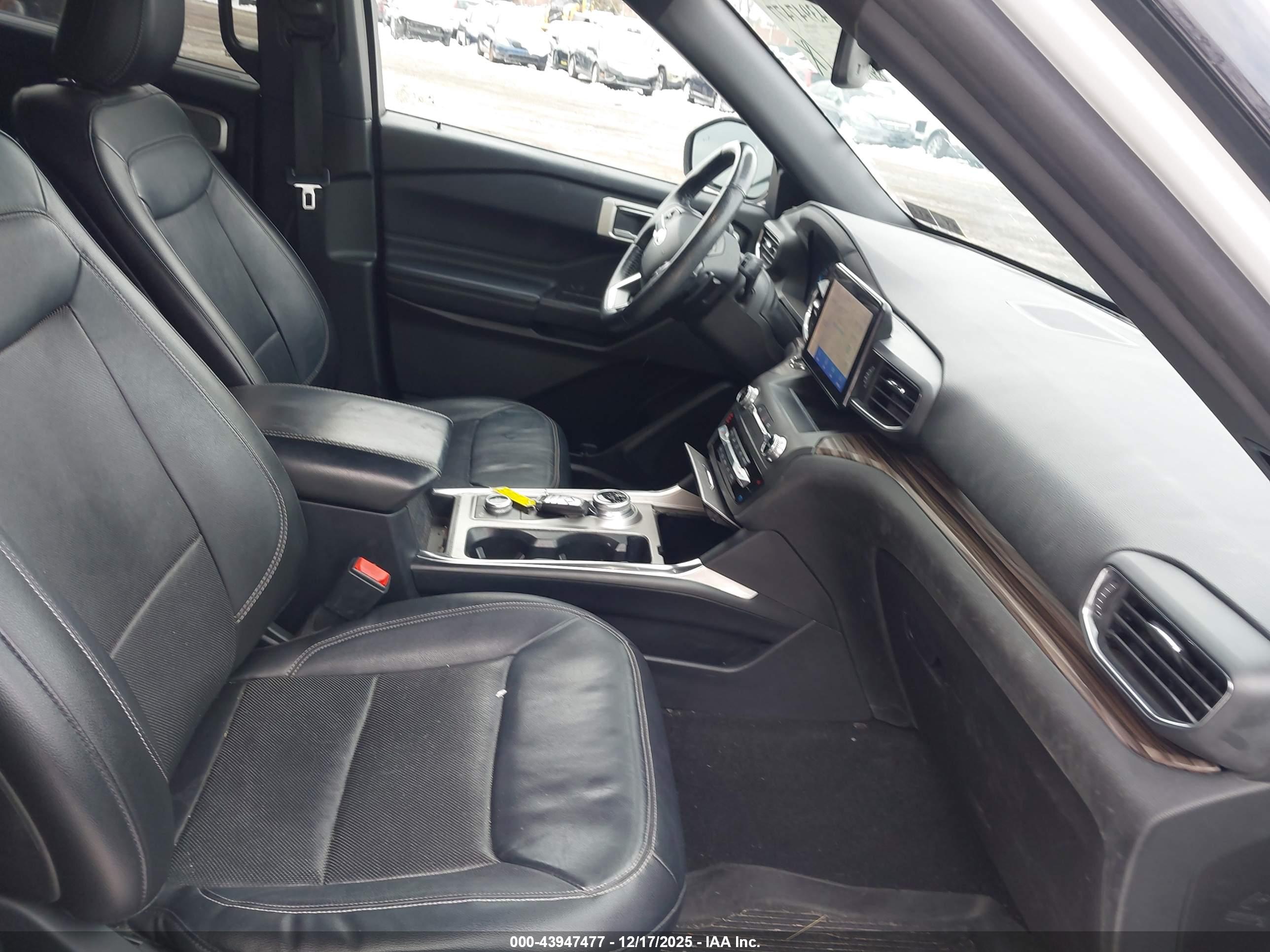 FORD EXPLORER image 5