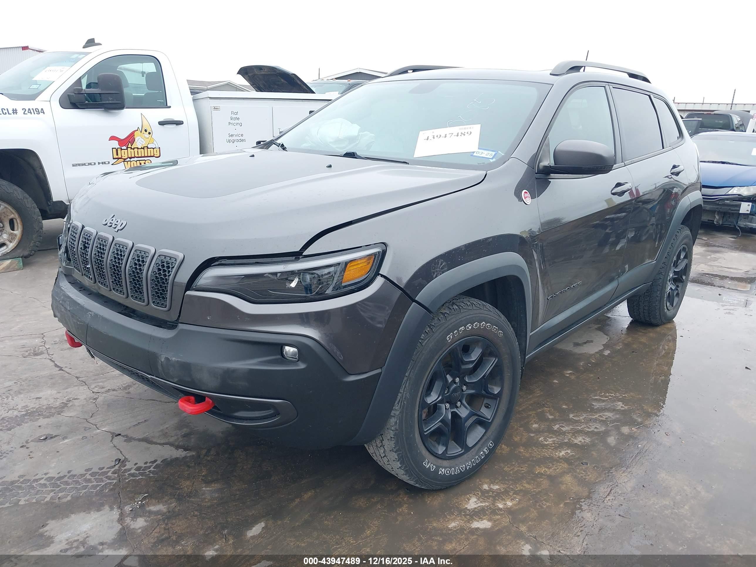 JEEP CHEROKEE image 2