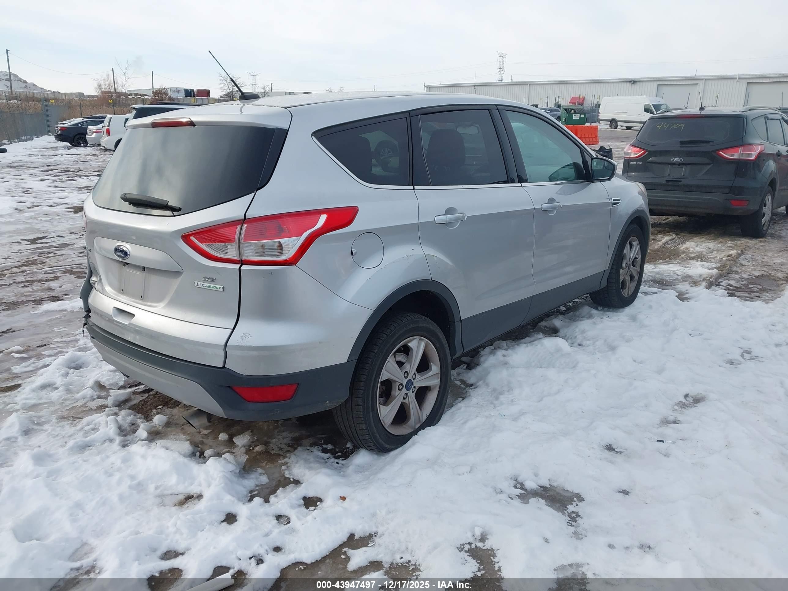 FORD ESCAPE image 4