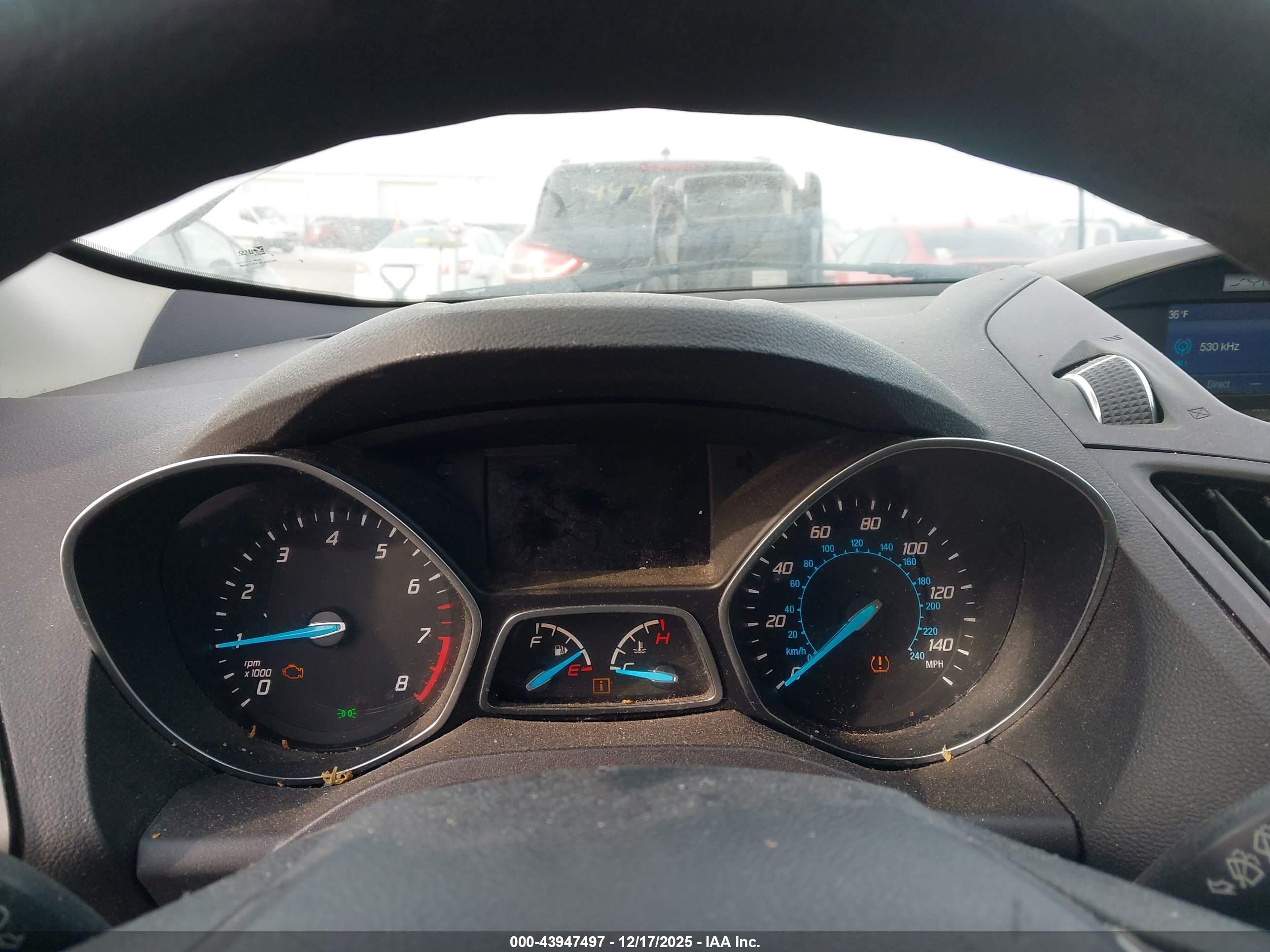 FORD ESCAPE image 7