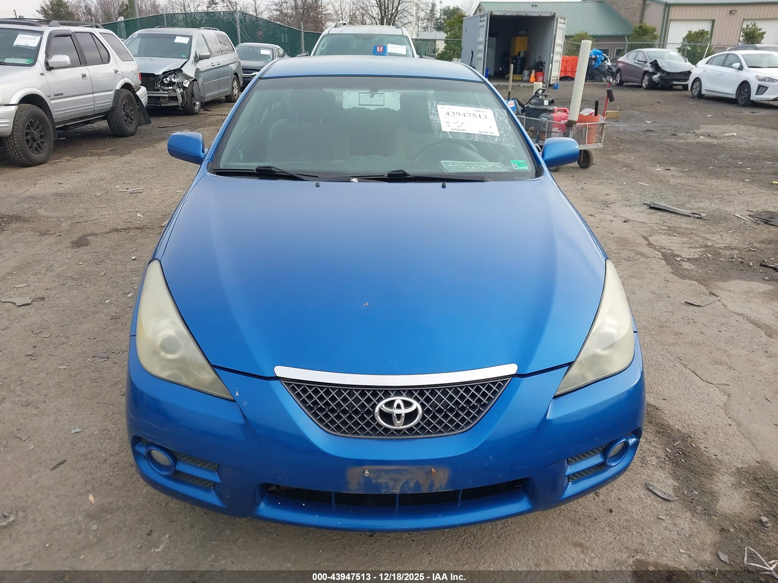 TOYOTA CAMRY image 6
