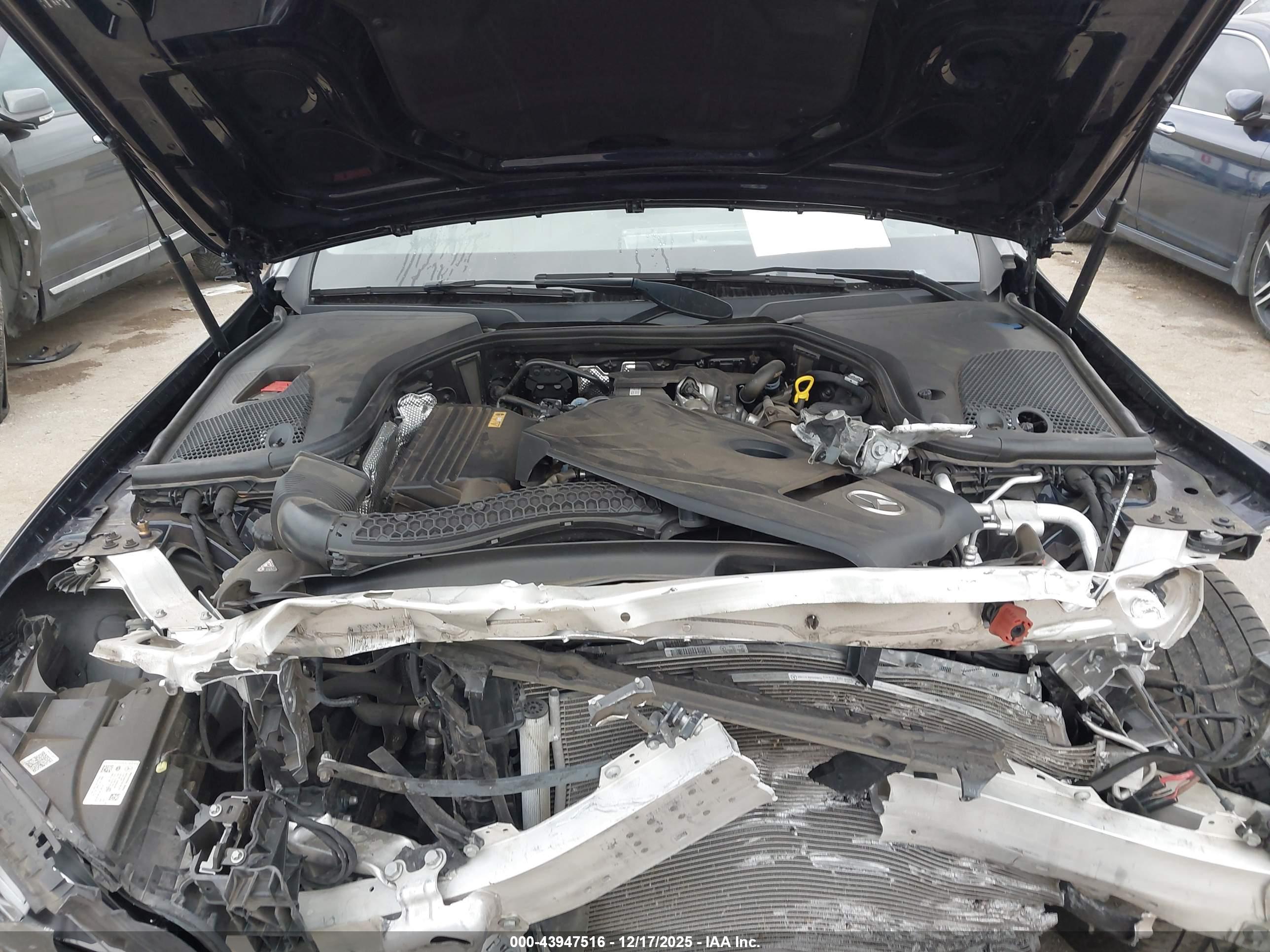 MERCEDES-BENZ E image 10