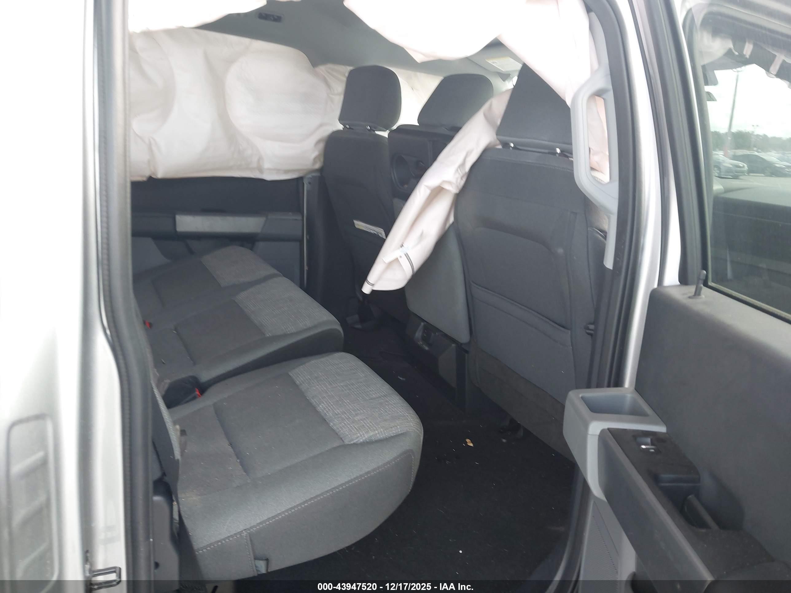FORD F-150 image 8
