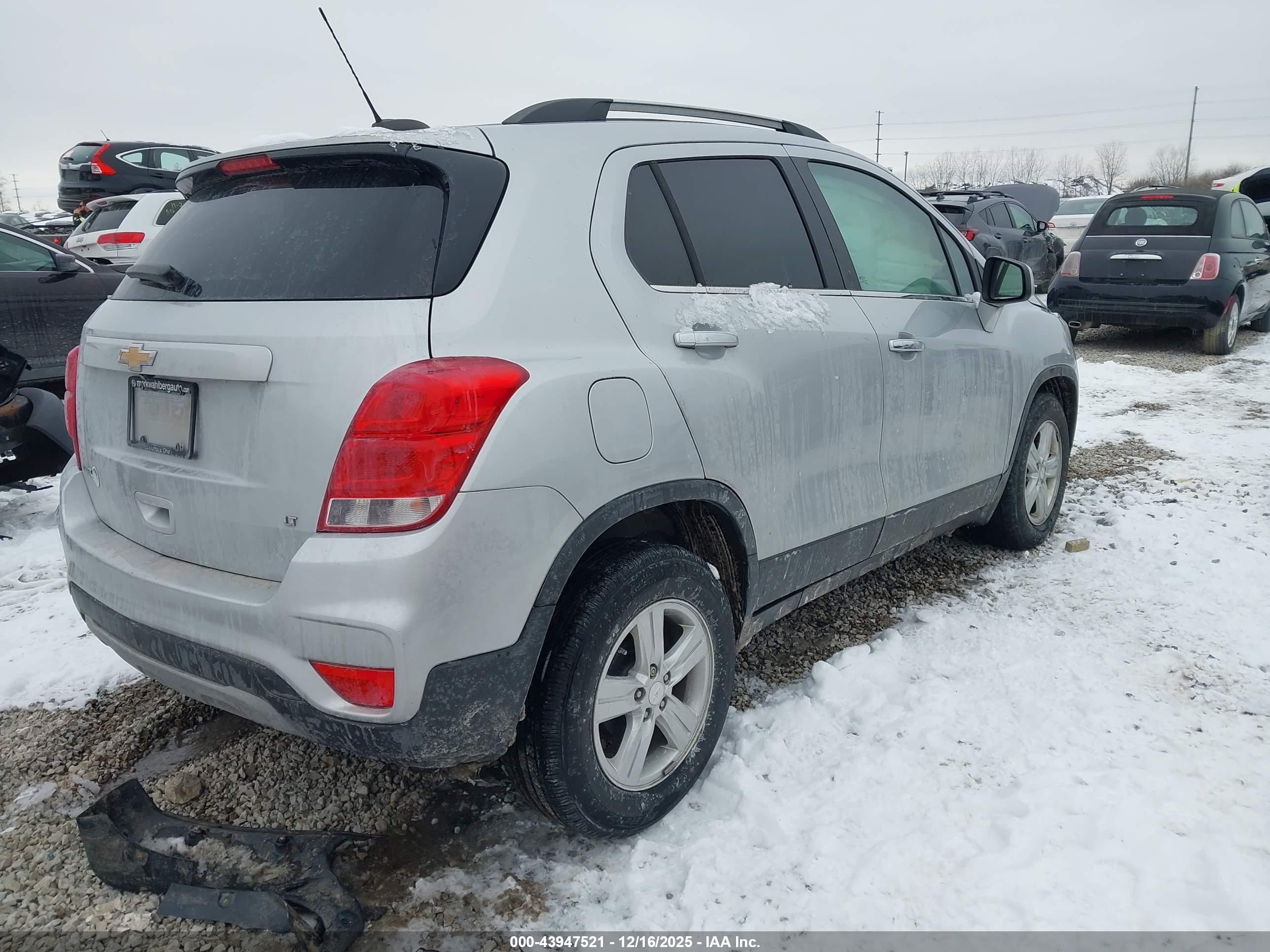 CHEVROLET TRAX image 4