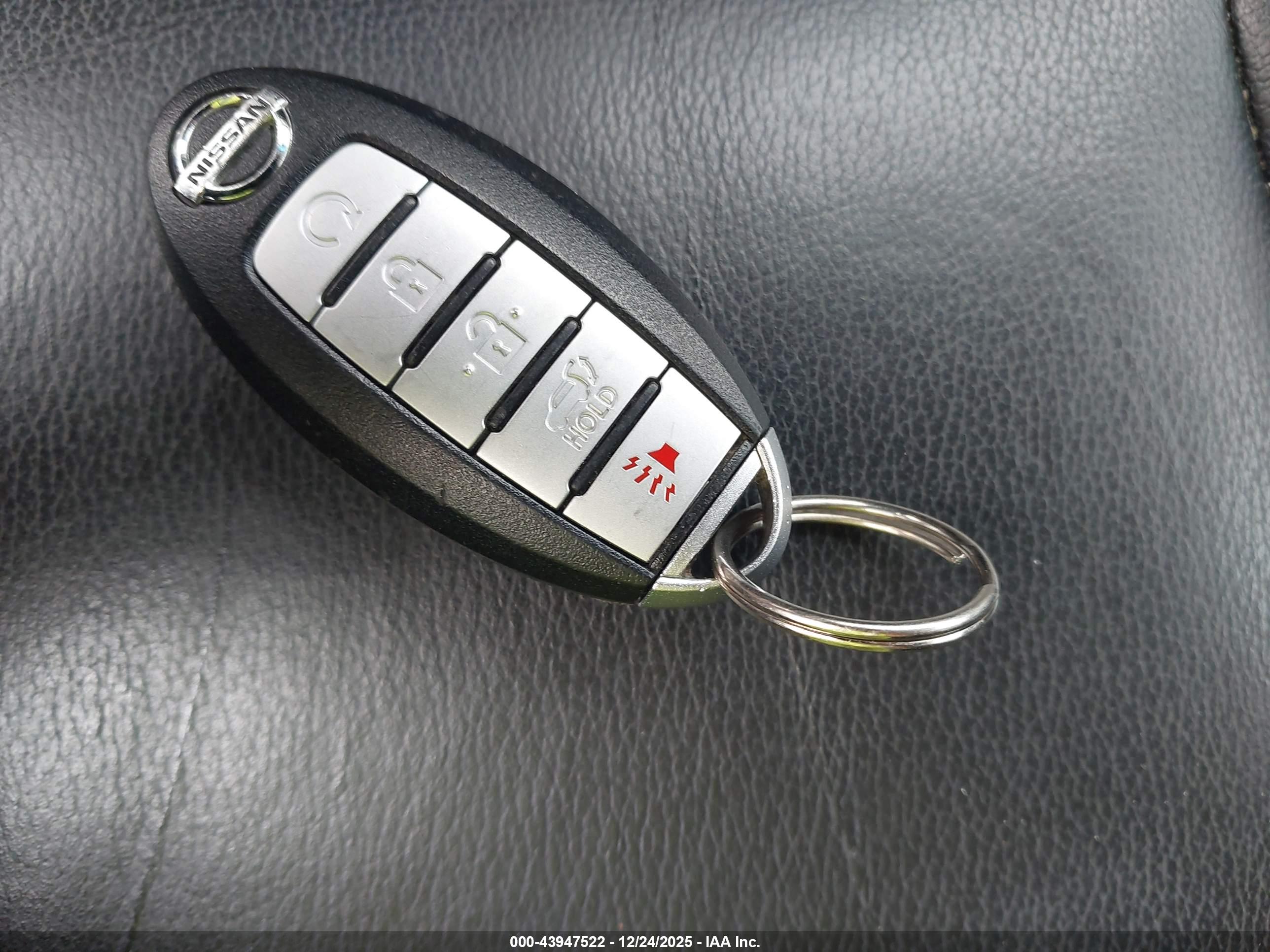 NISSAN PATHFINDER image 11
