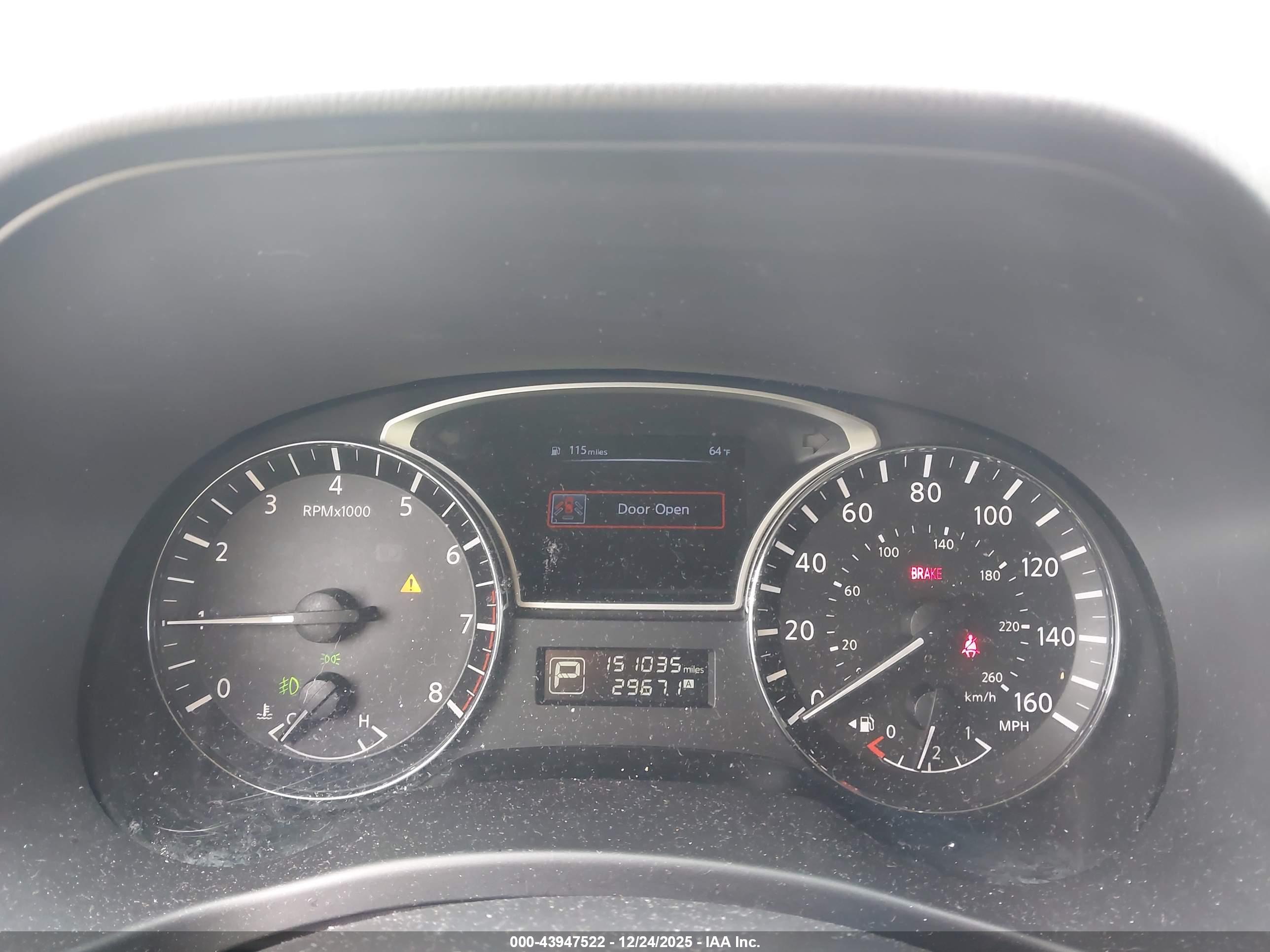 NISSAN PATHFINDER image 7