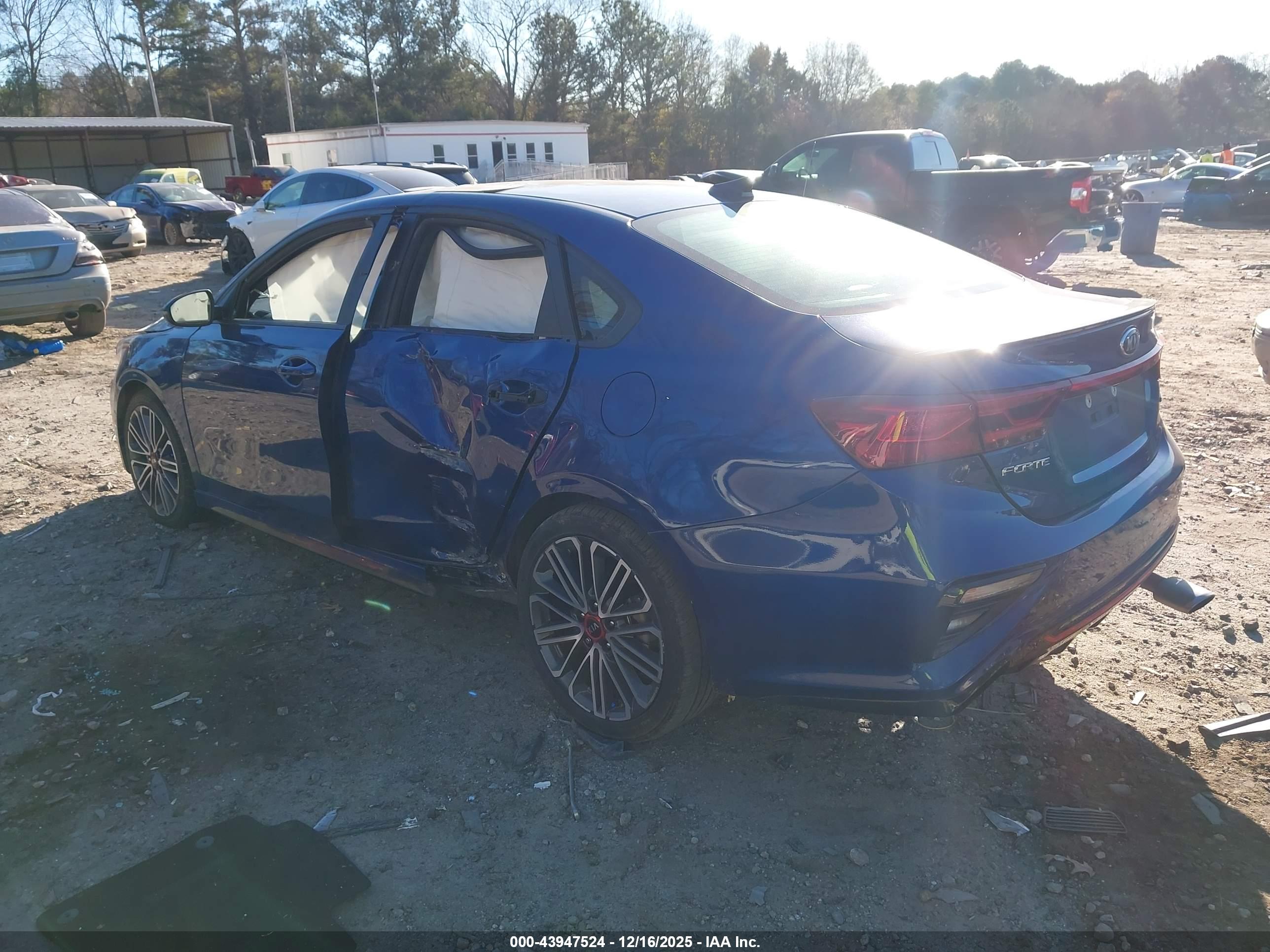 KIA FORTE image 3