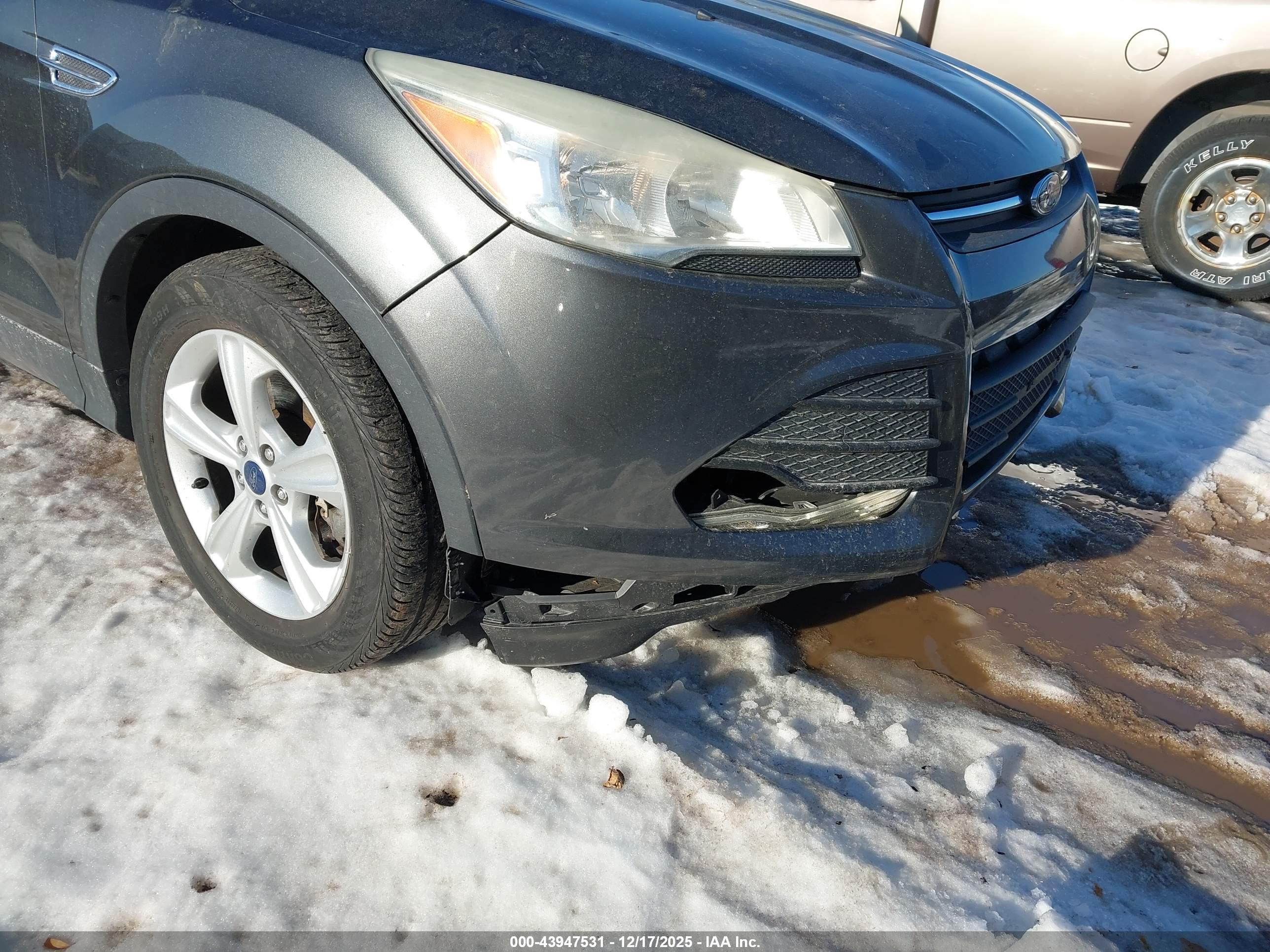 FORD ESCAPE image 6