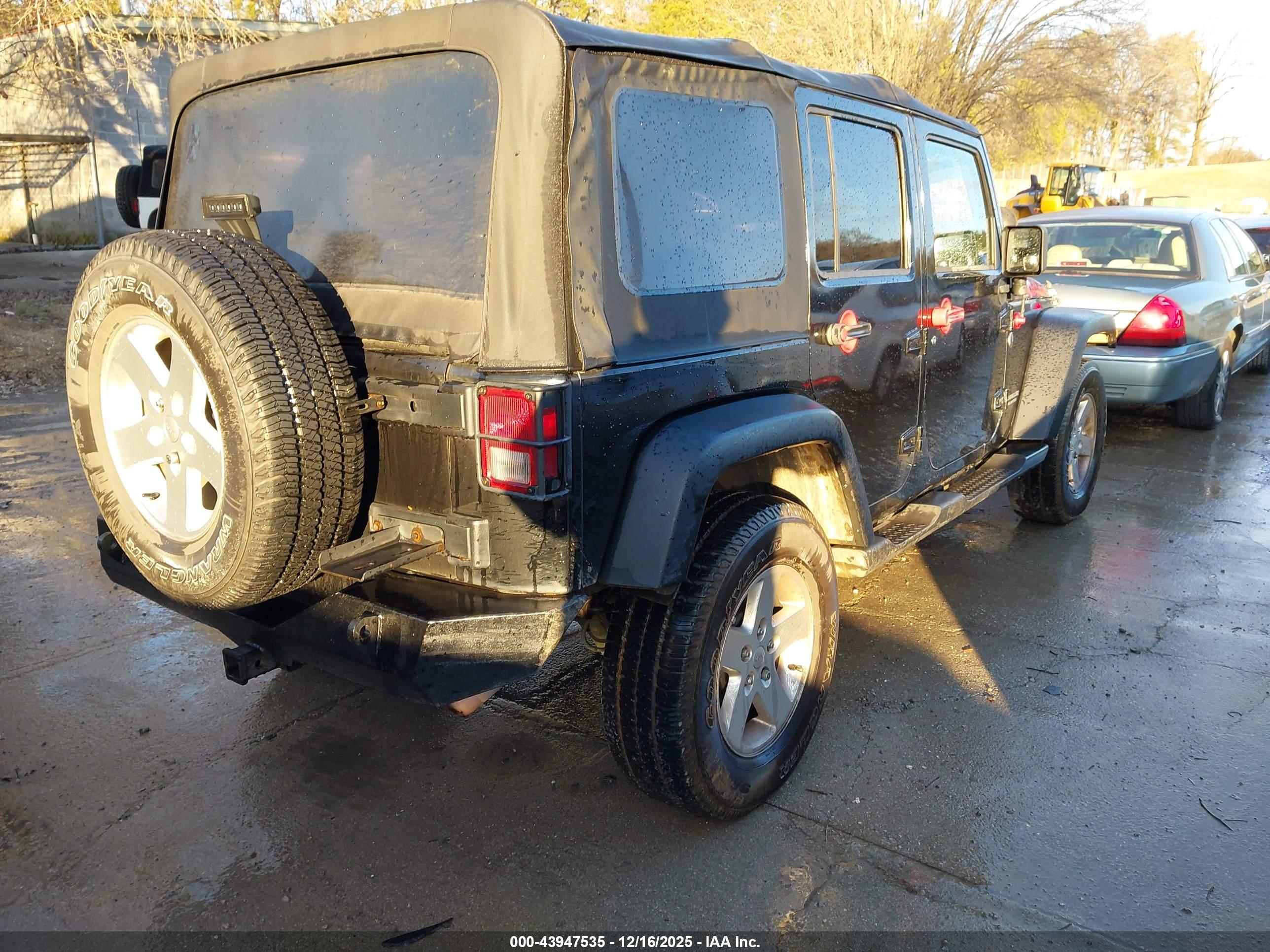 JEEP WRANGLER image 4