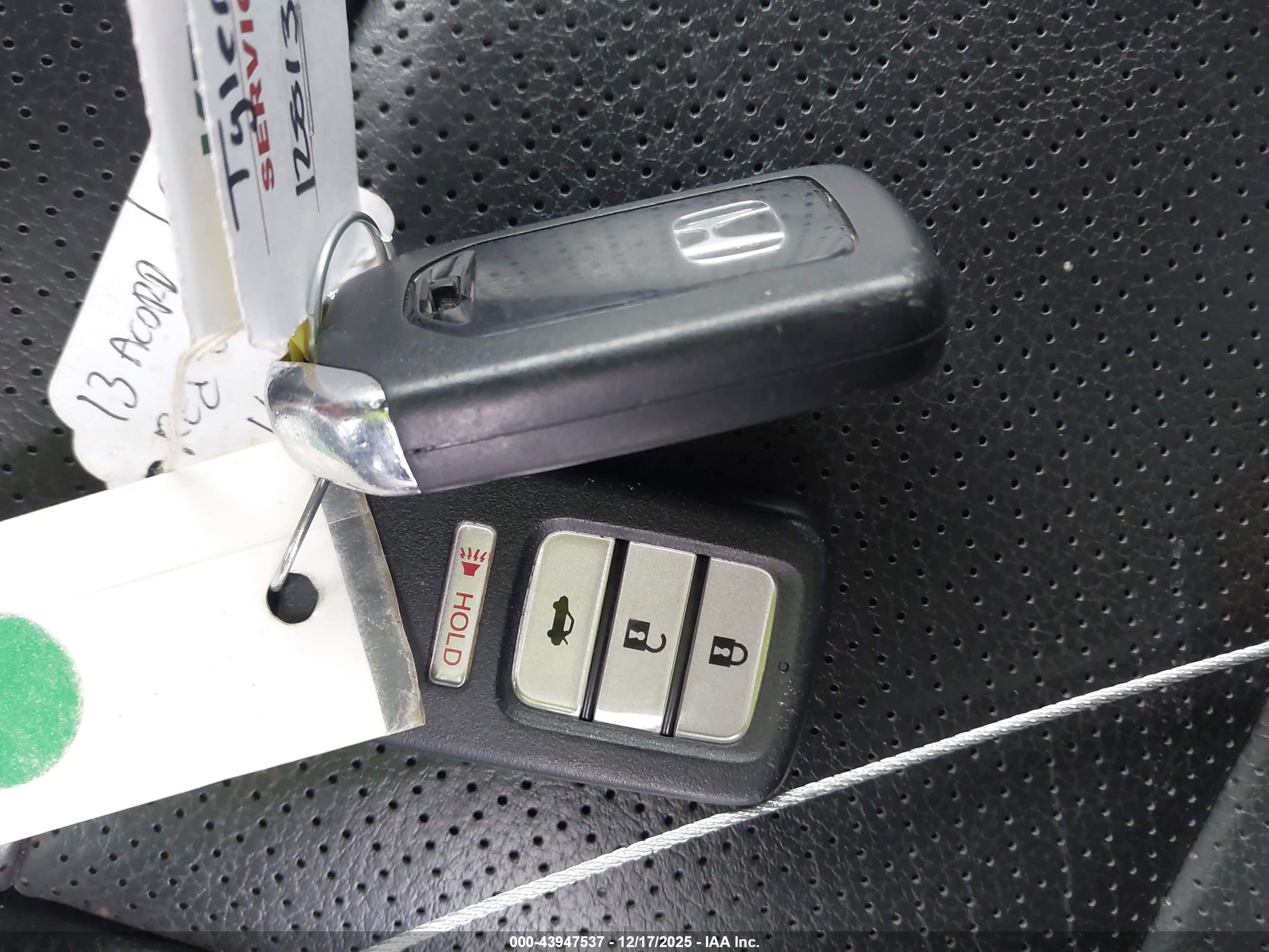 HONDA ACCORD image 11