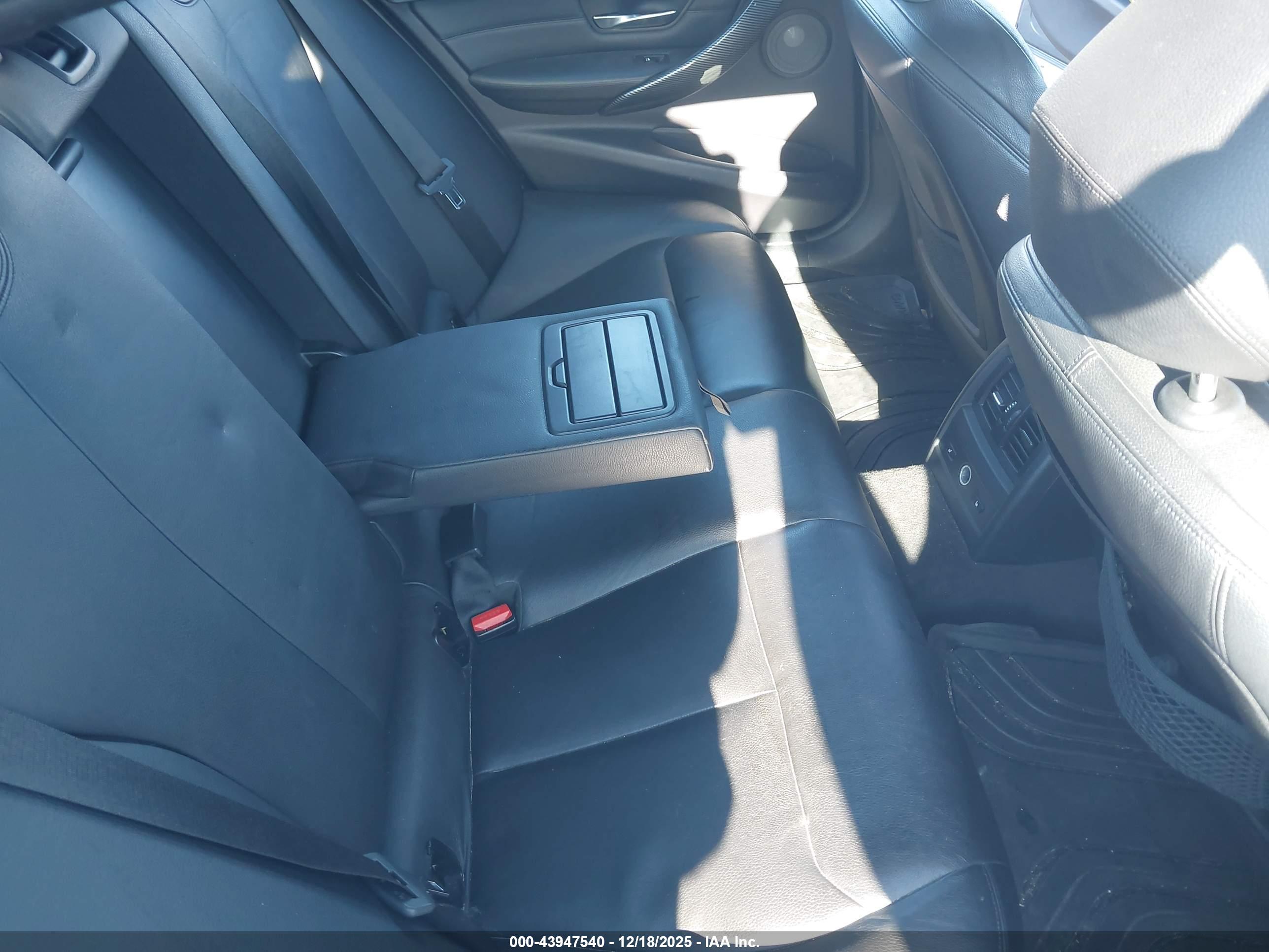 BMW 335I image 8