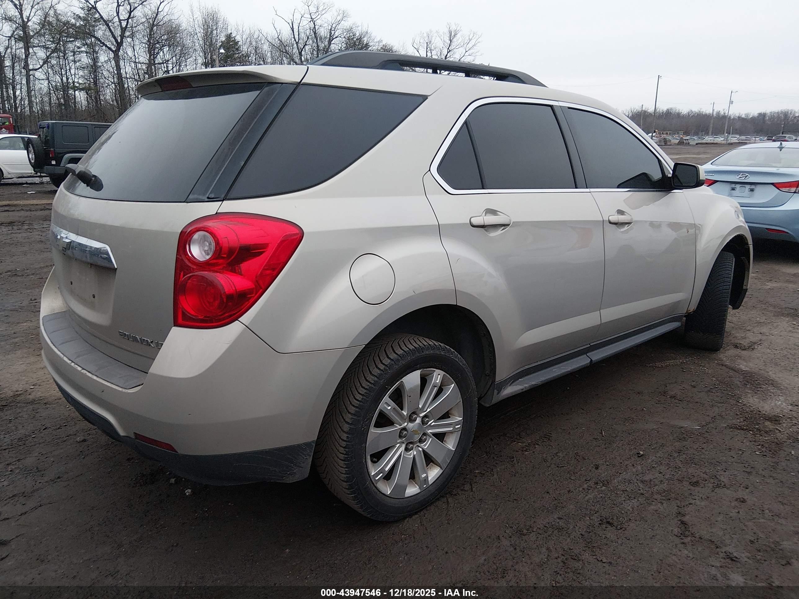 CHEVROLET EQUINOX image 4