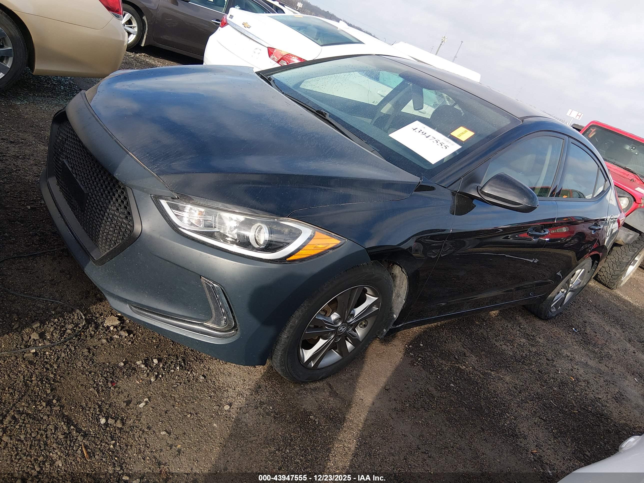 HYUNDAI ELANTRA image 2