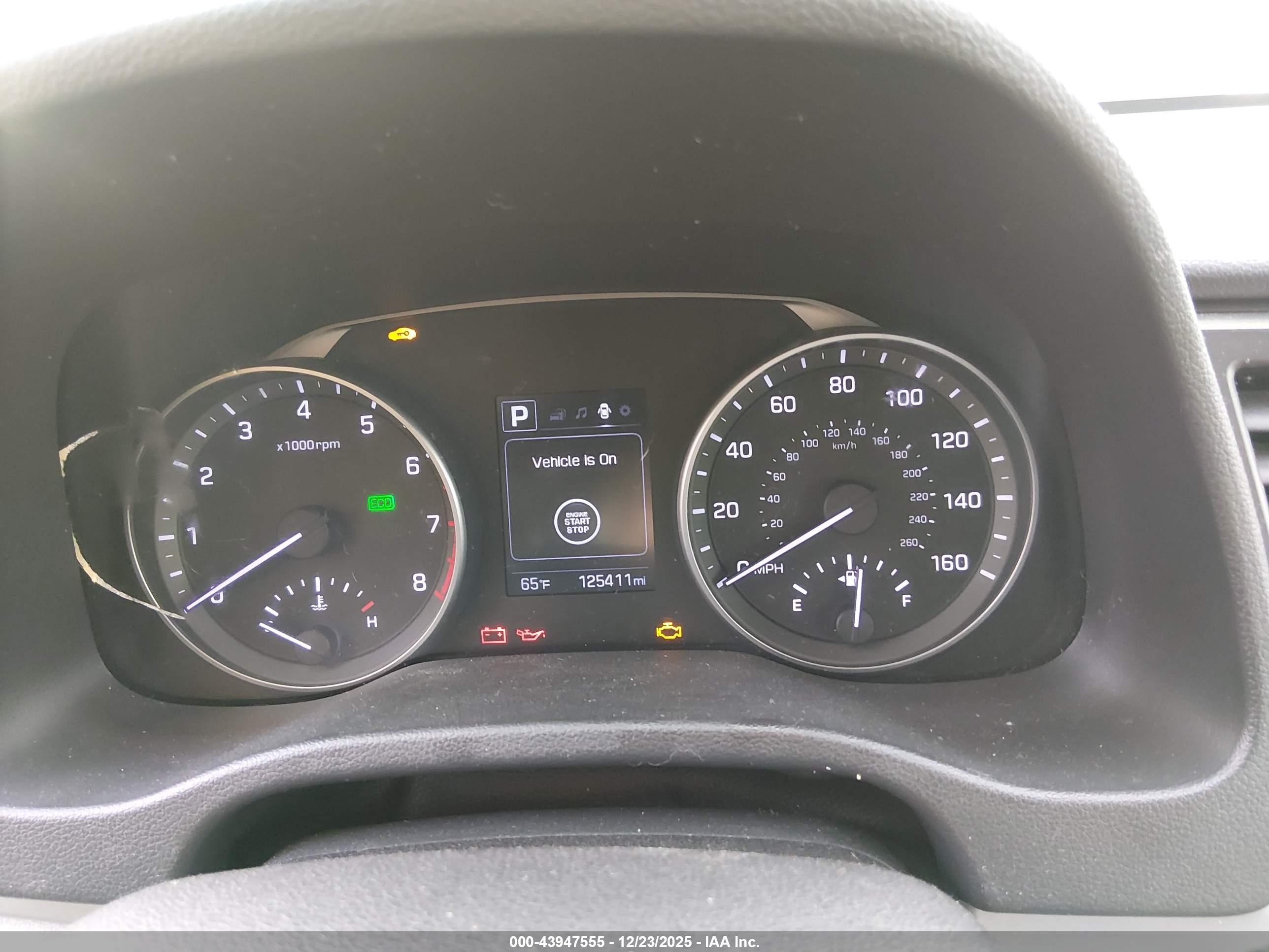 HYUNDAI ELANTRA image 7