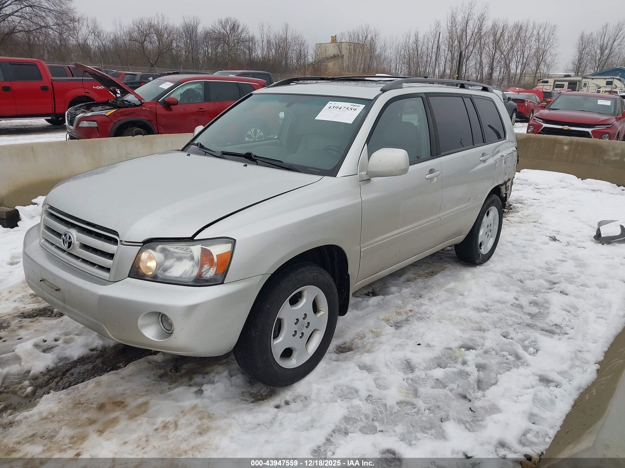 TOYOTA HIGHLANDER image 2