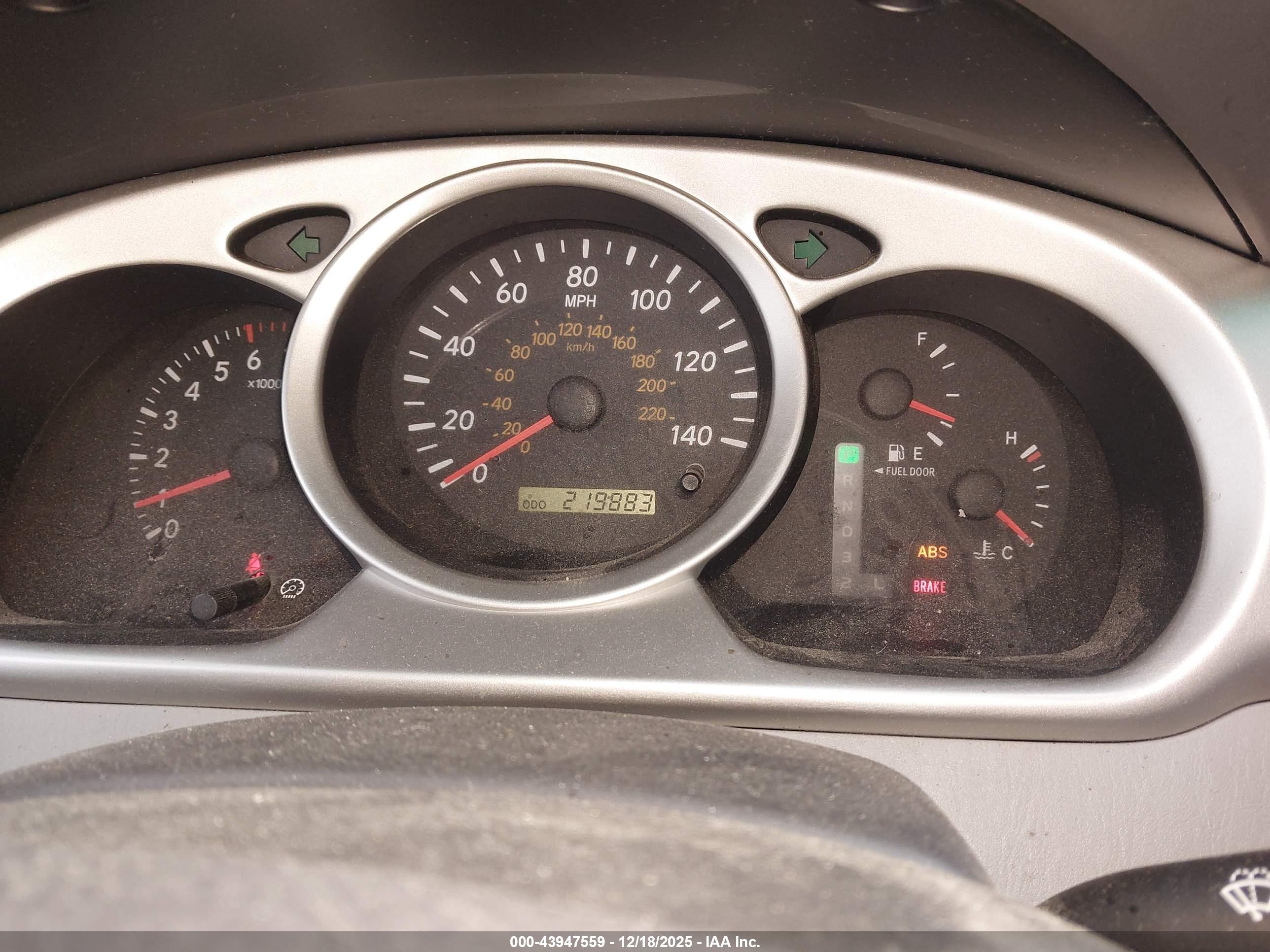 TOYOTA HIGHLANDER image 7