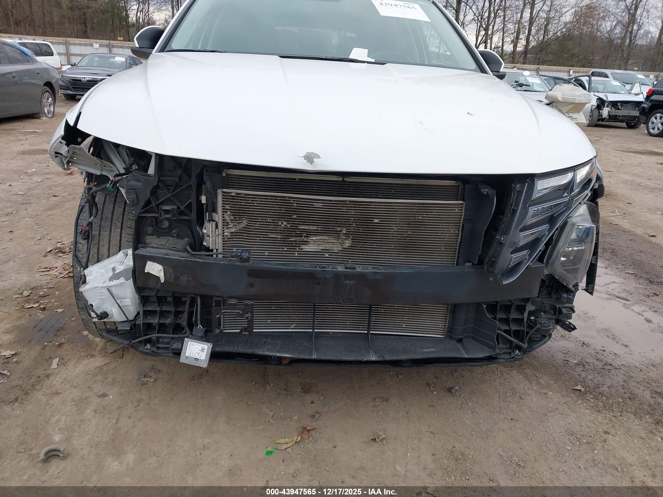HYUNDAI TUCSON image 6