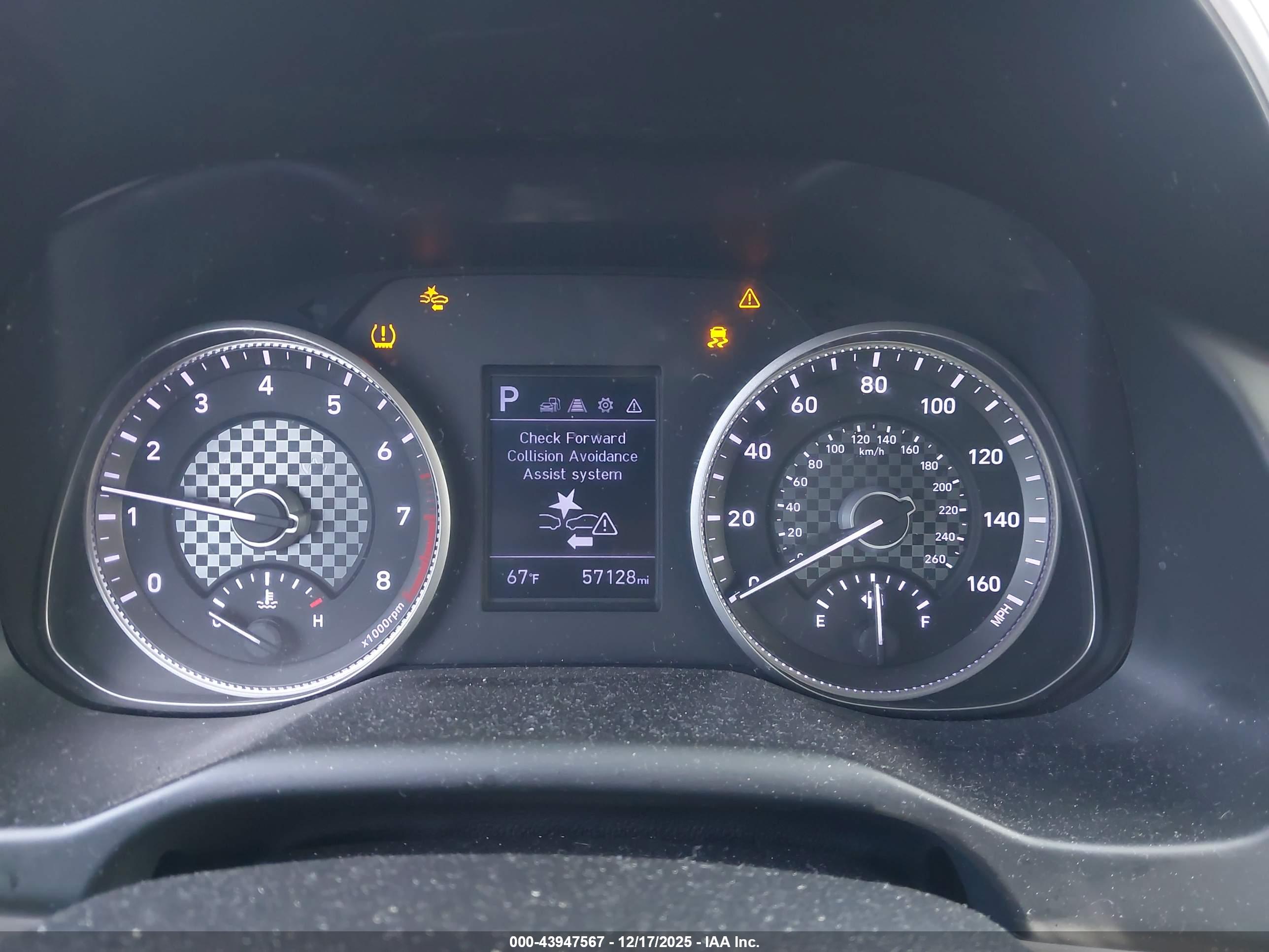 HYUNDAI ELANTRA image 7