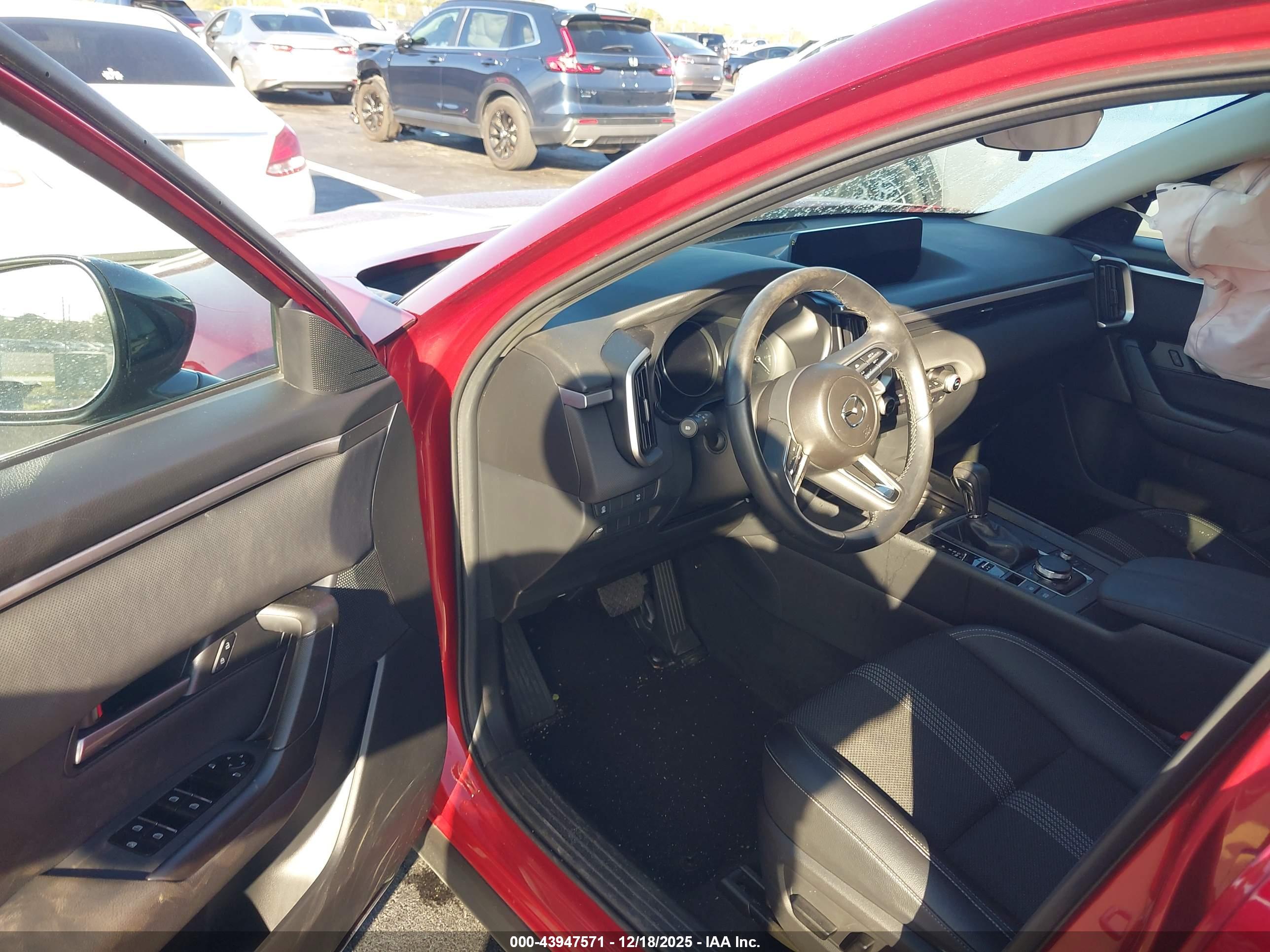 MAZDA CX-50 image 5