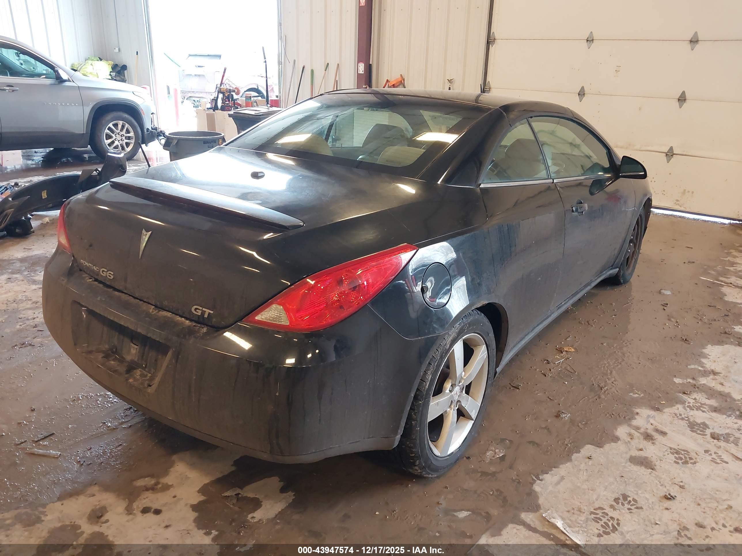 PONTIAC G6 image 4