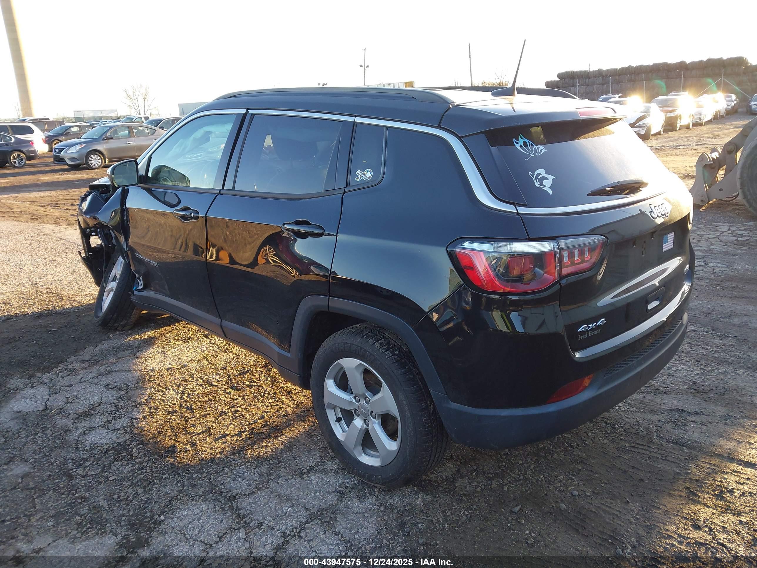 JEEP COMPASS image 3