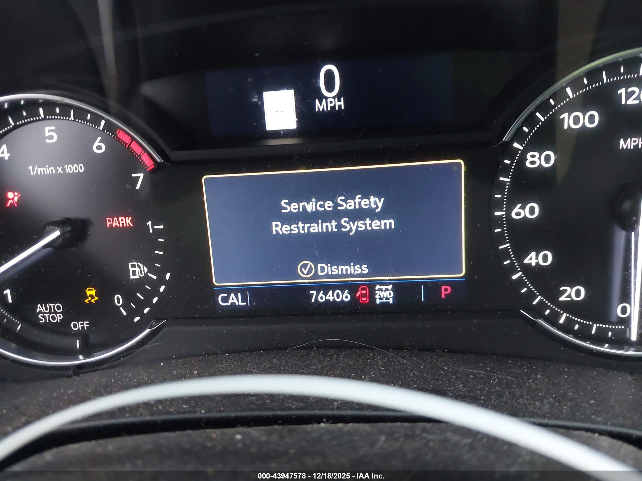 CADILLAC XT4 image 7