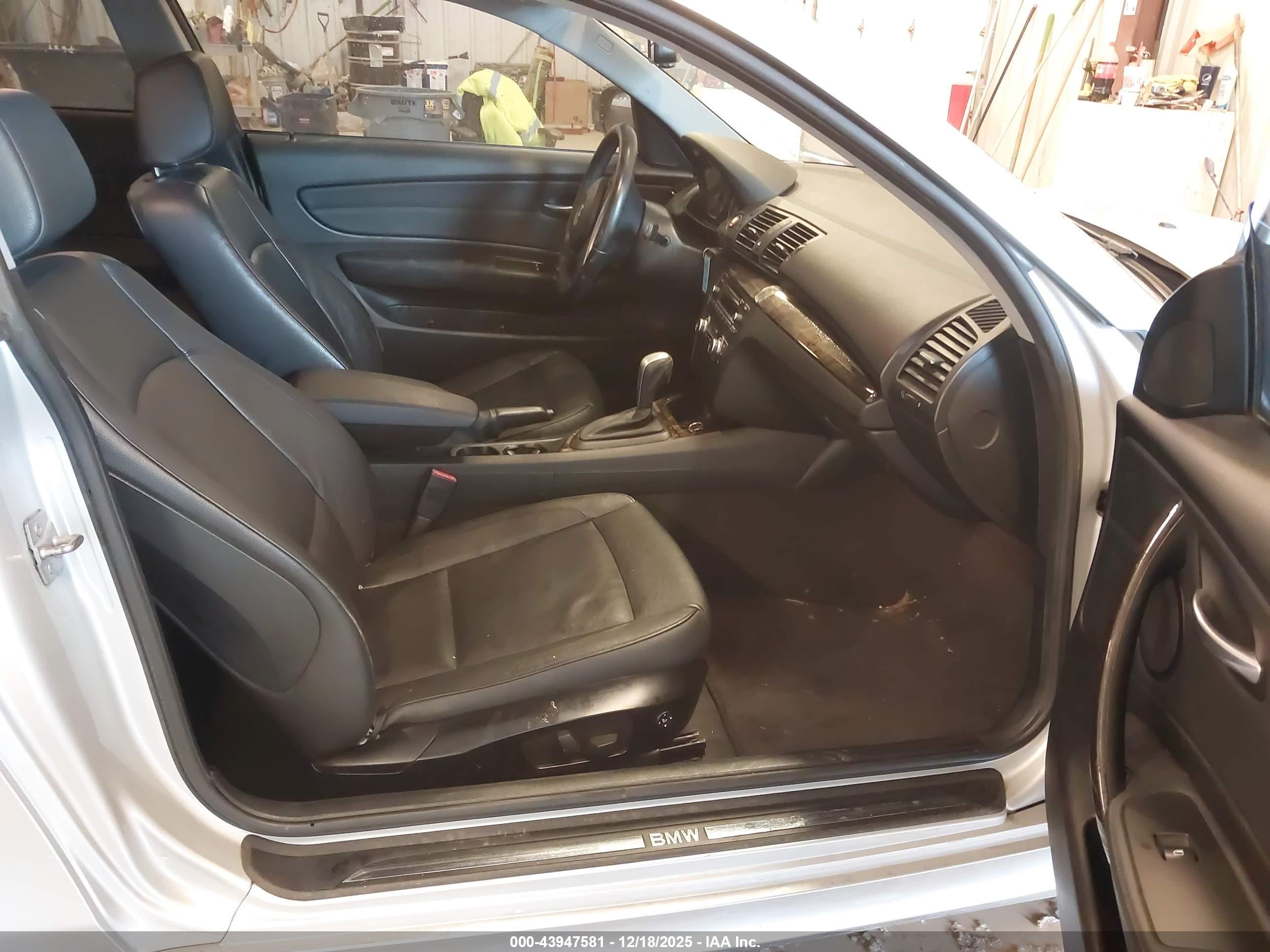 BMW 128I image 5