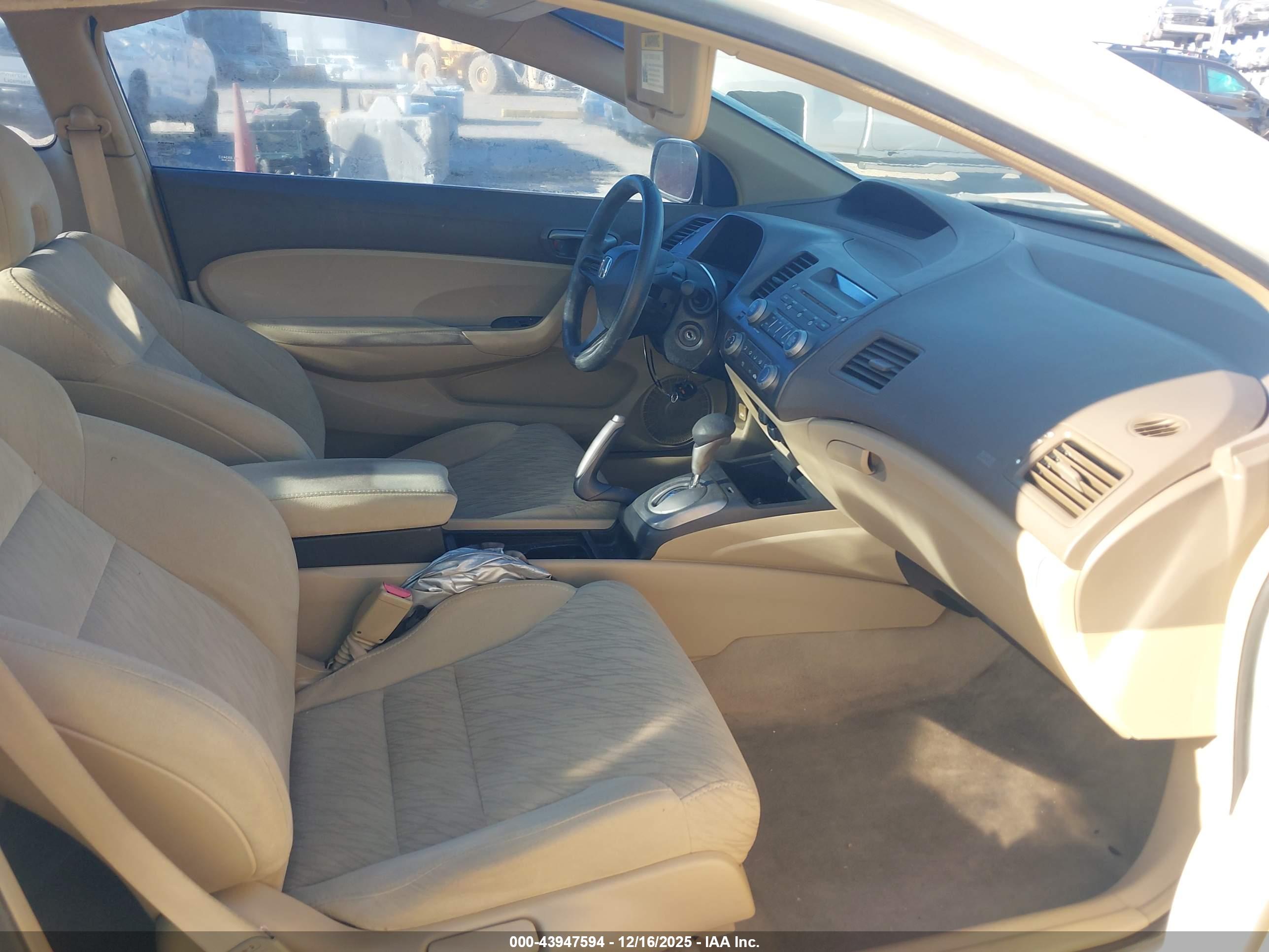 HONDA CIVIC image 5