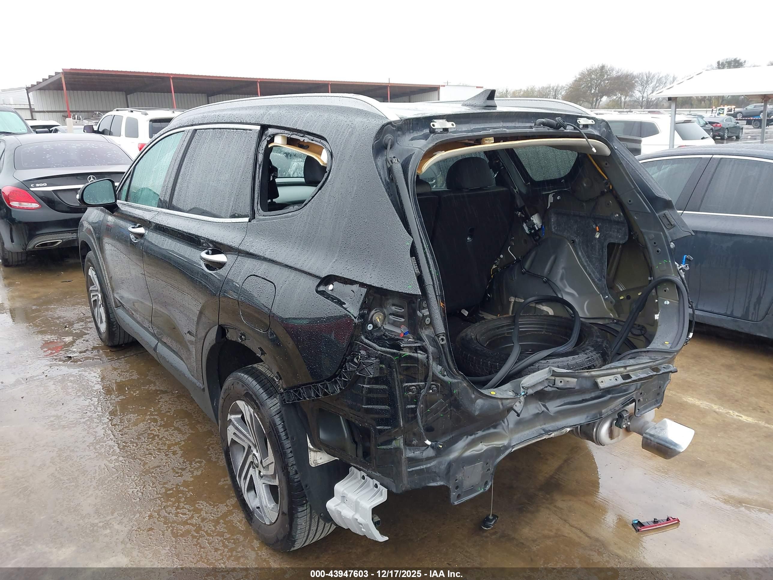 HYUNDAI SANTA image 3