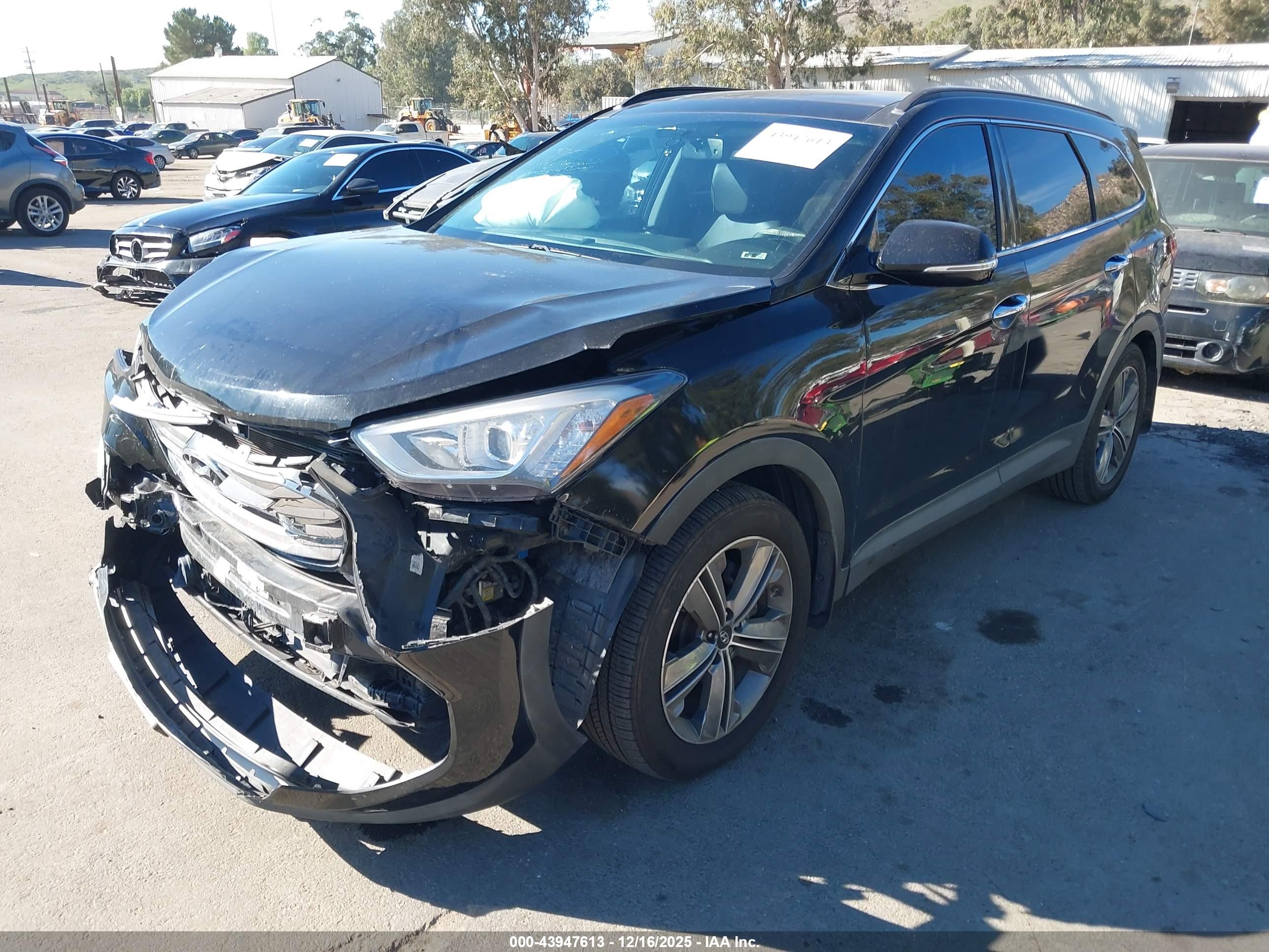 HYUNDAI SANTA image 2