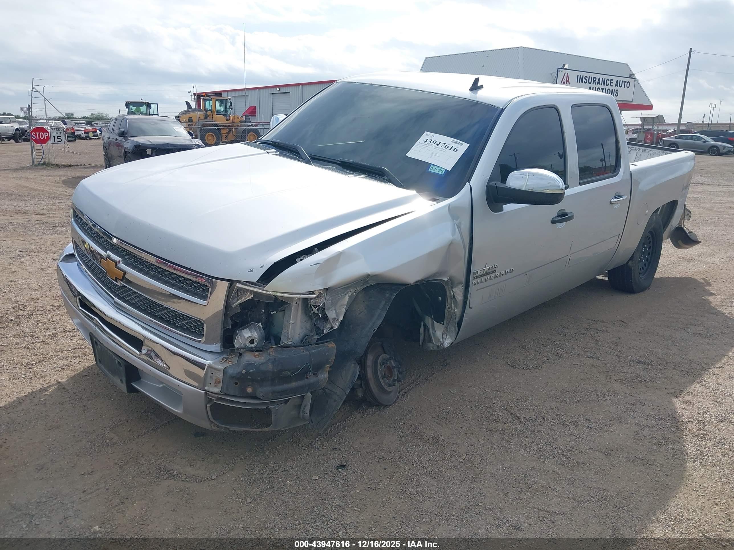CHEVROLET SILVERADO image 2